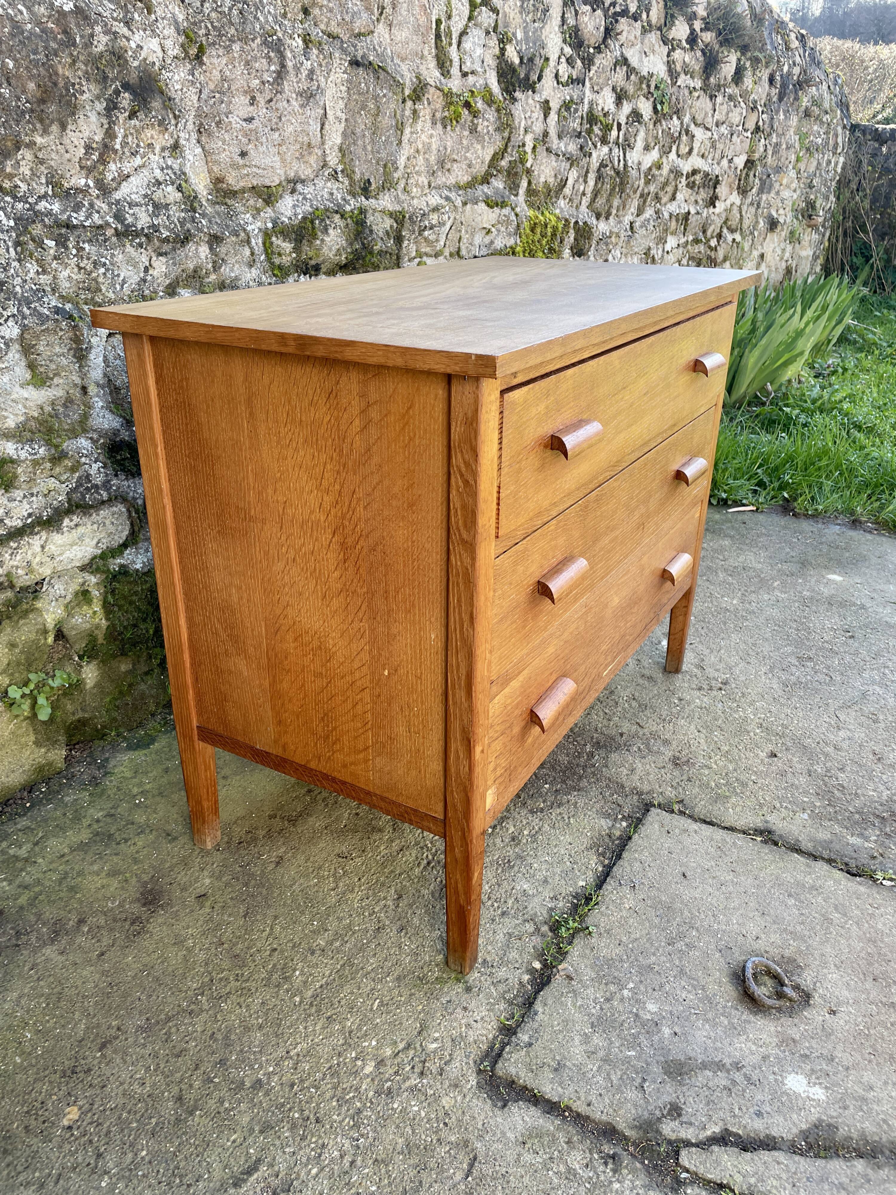 Commode en chêne 1950