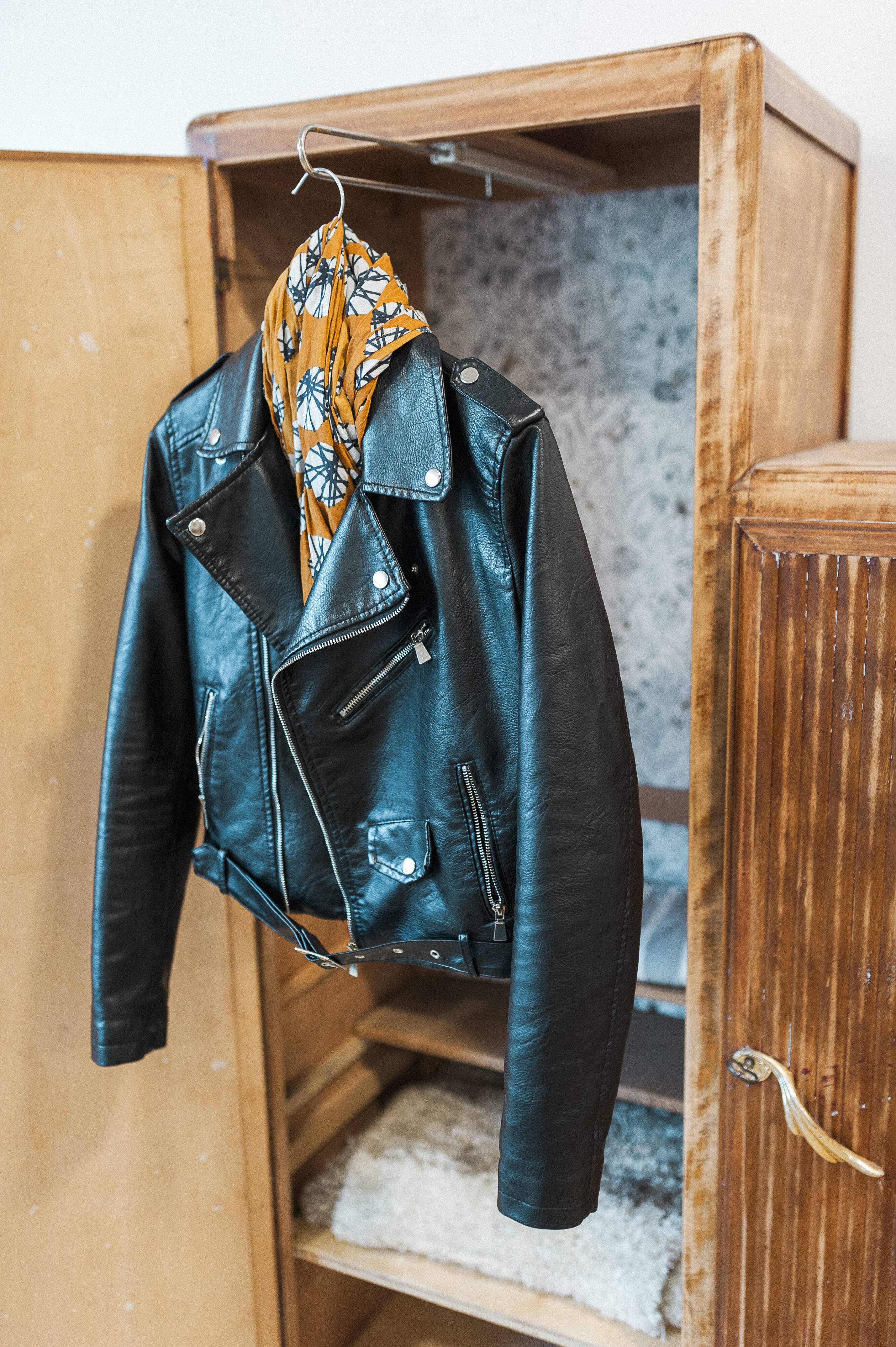 Asymmetrical wardrobe