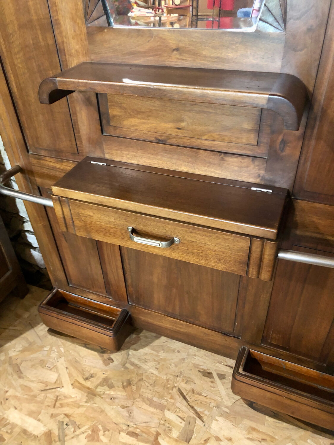 Art Deco cloakroom / coat rack