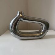 Vase soliflore modernist aluminium asymétrique Vintage 1970
