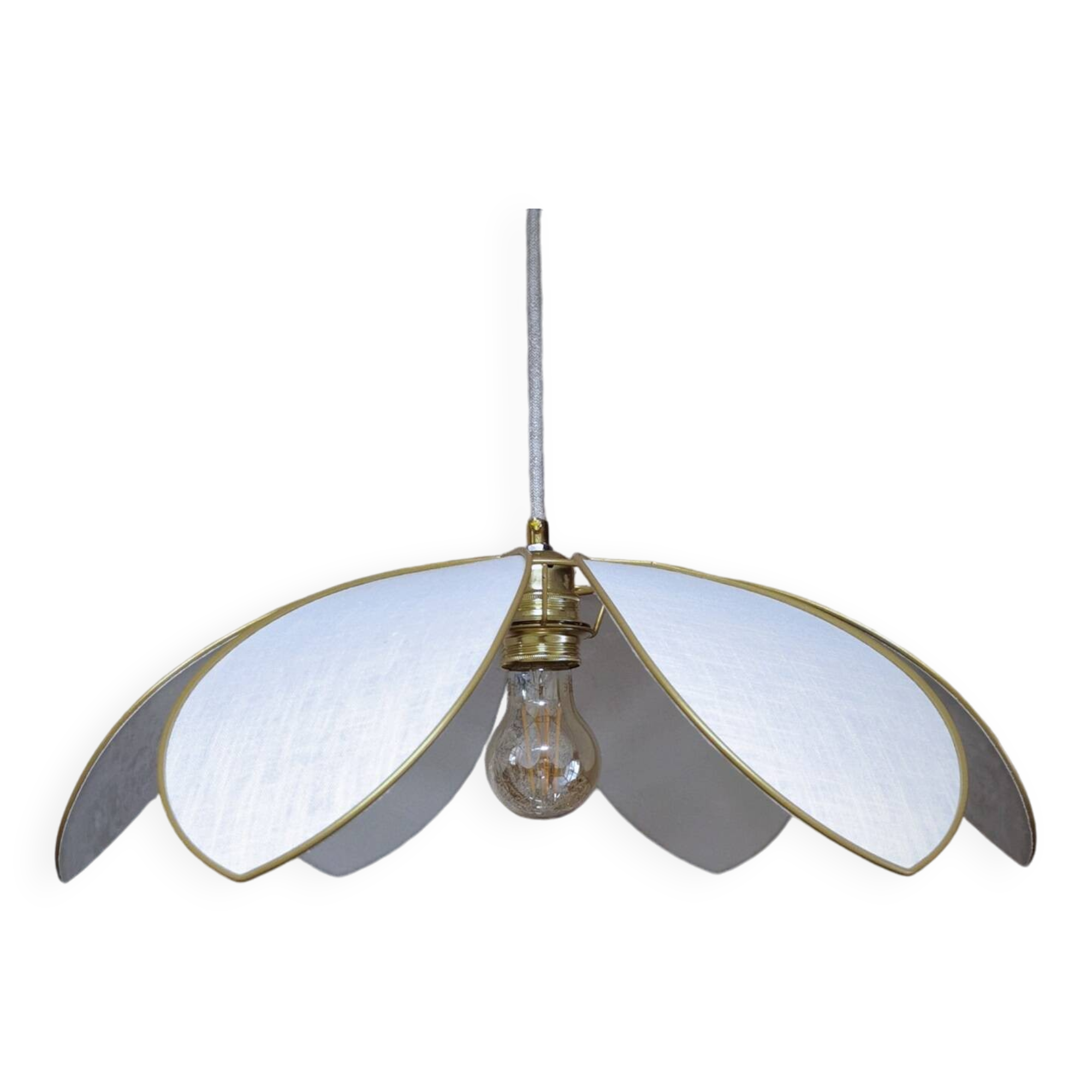 Flower suspension with metal structure and white linen petals