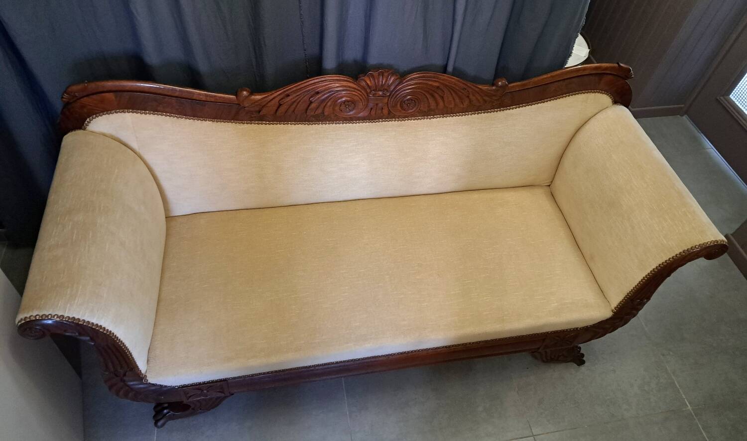 Restoration period mahogany sofa
