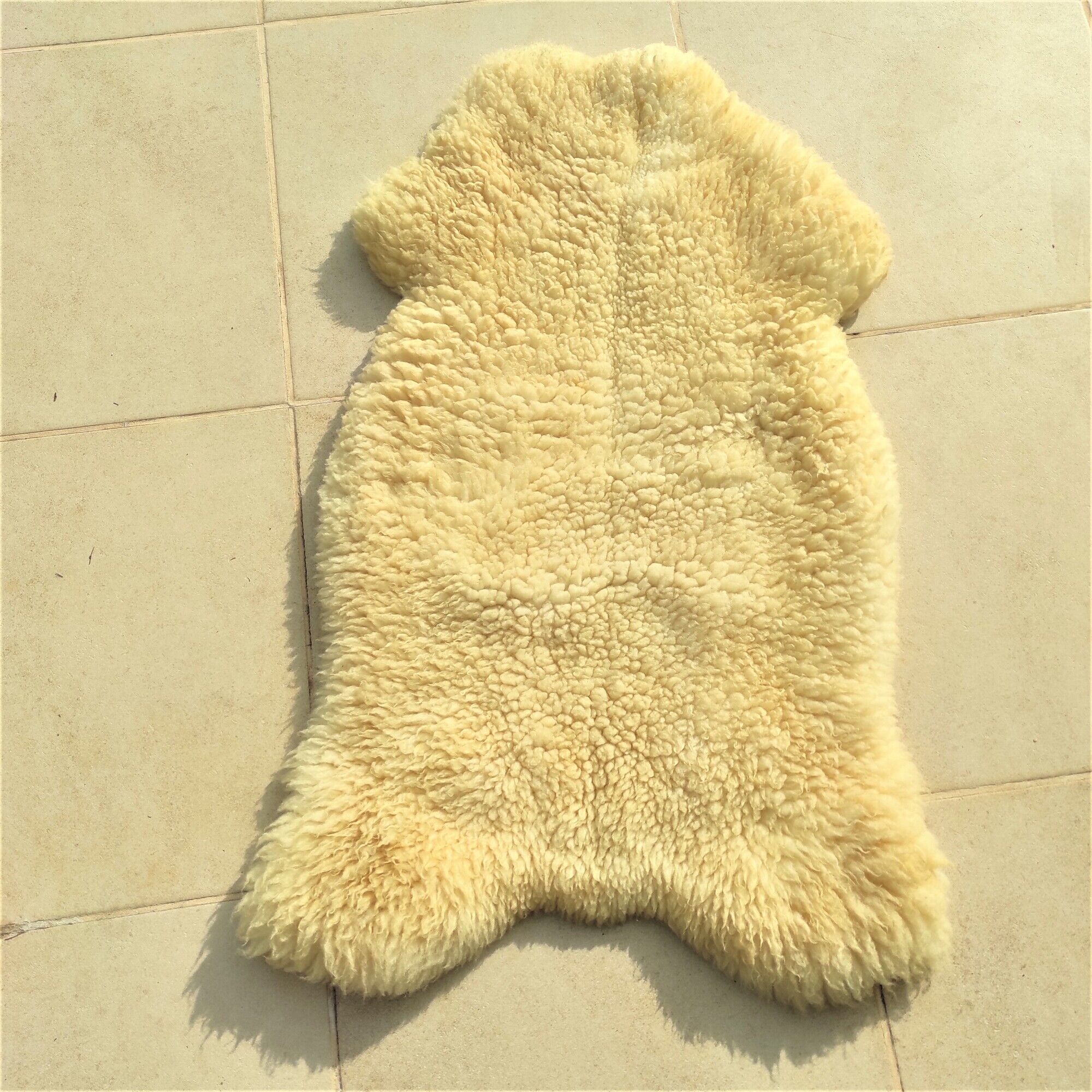 Carpet in Nature Skin Long-haired Sheepskin 132 cm x 80 cm x 9 cm thick
