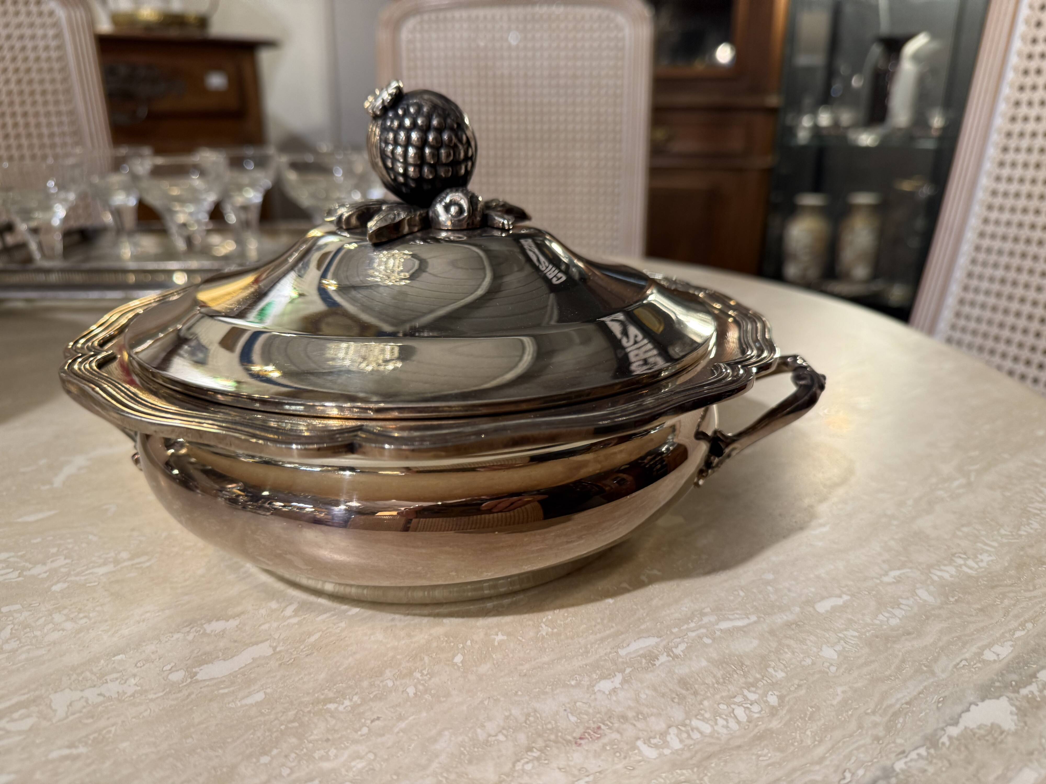 Silver-plated soup tureen