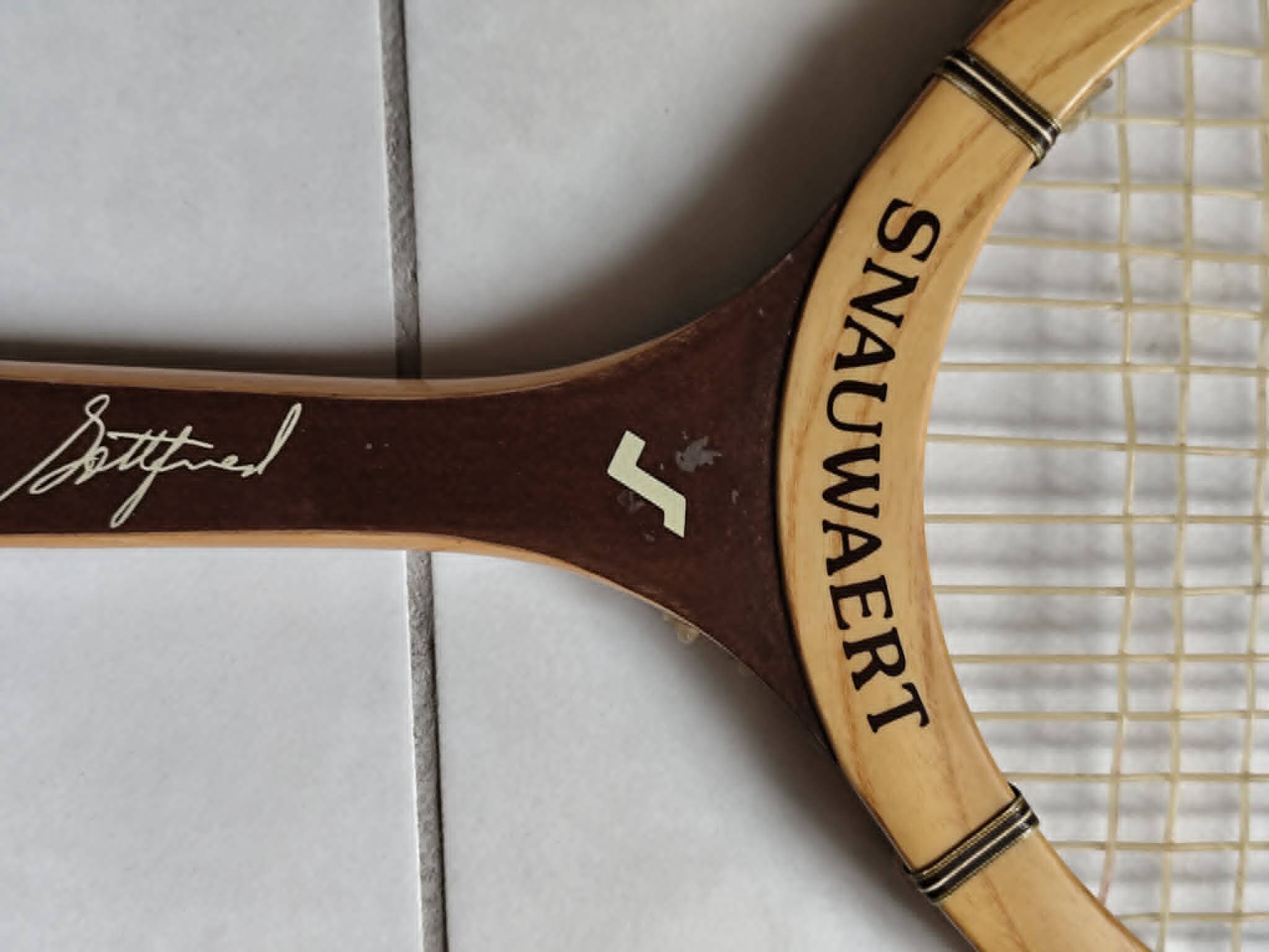Raquette de tennis Snauwaert modèle Brian Gottfried
