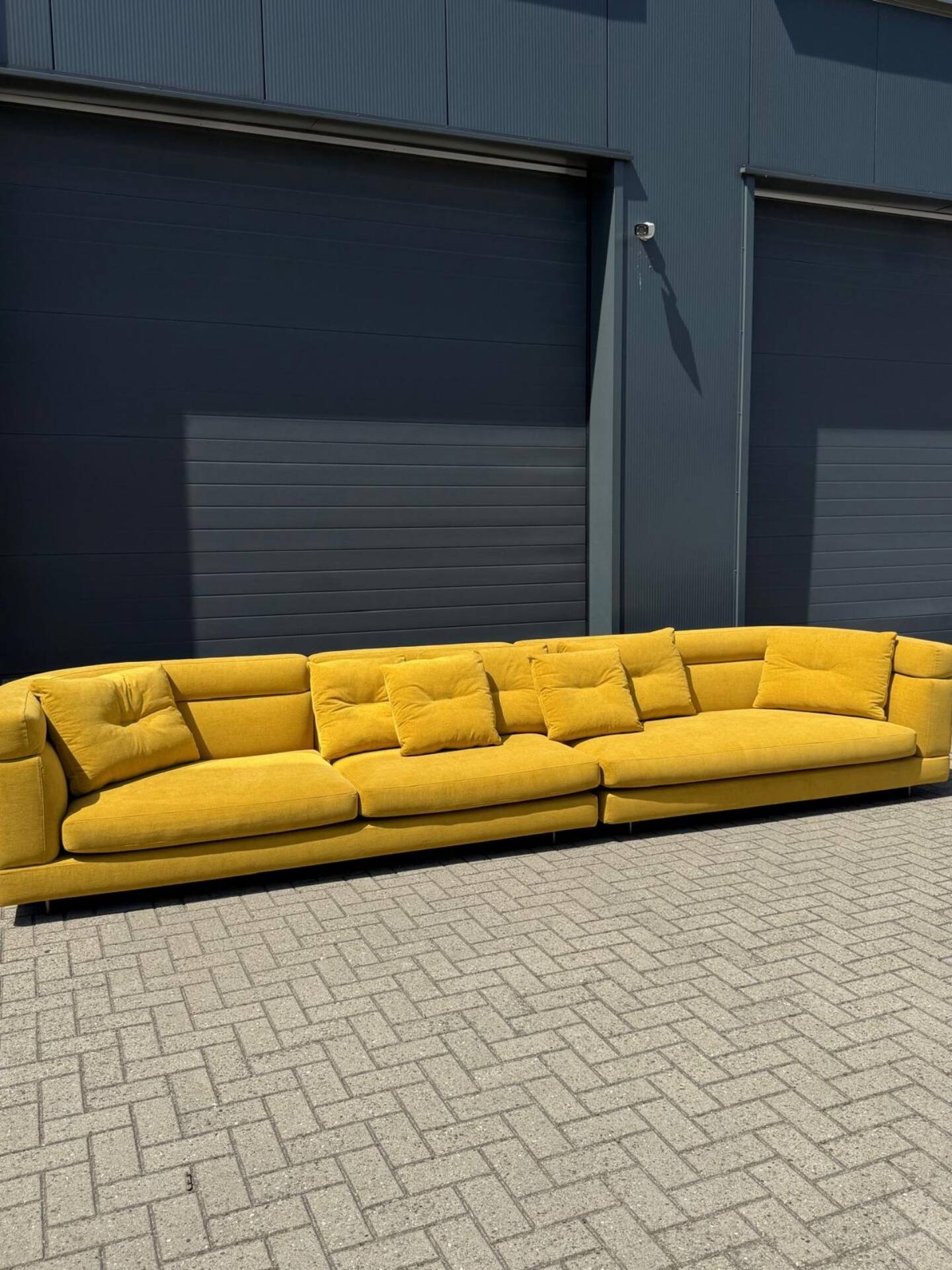 Minotti - Alexander sofa by Rodolfo Dordoni