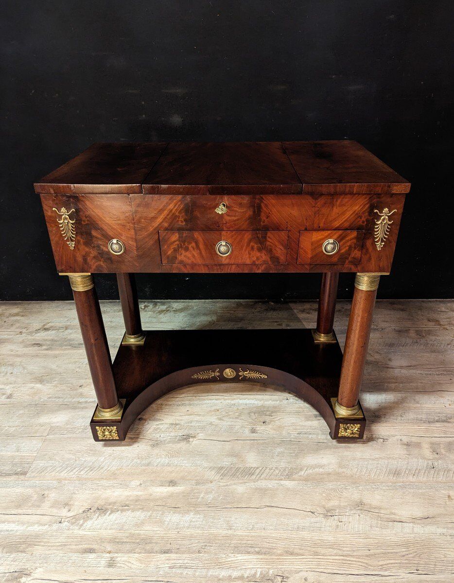 Empire Mahogany period powder