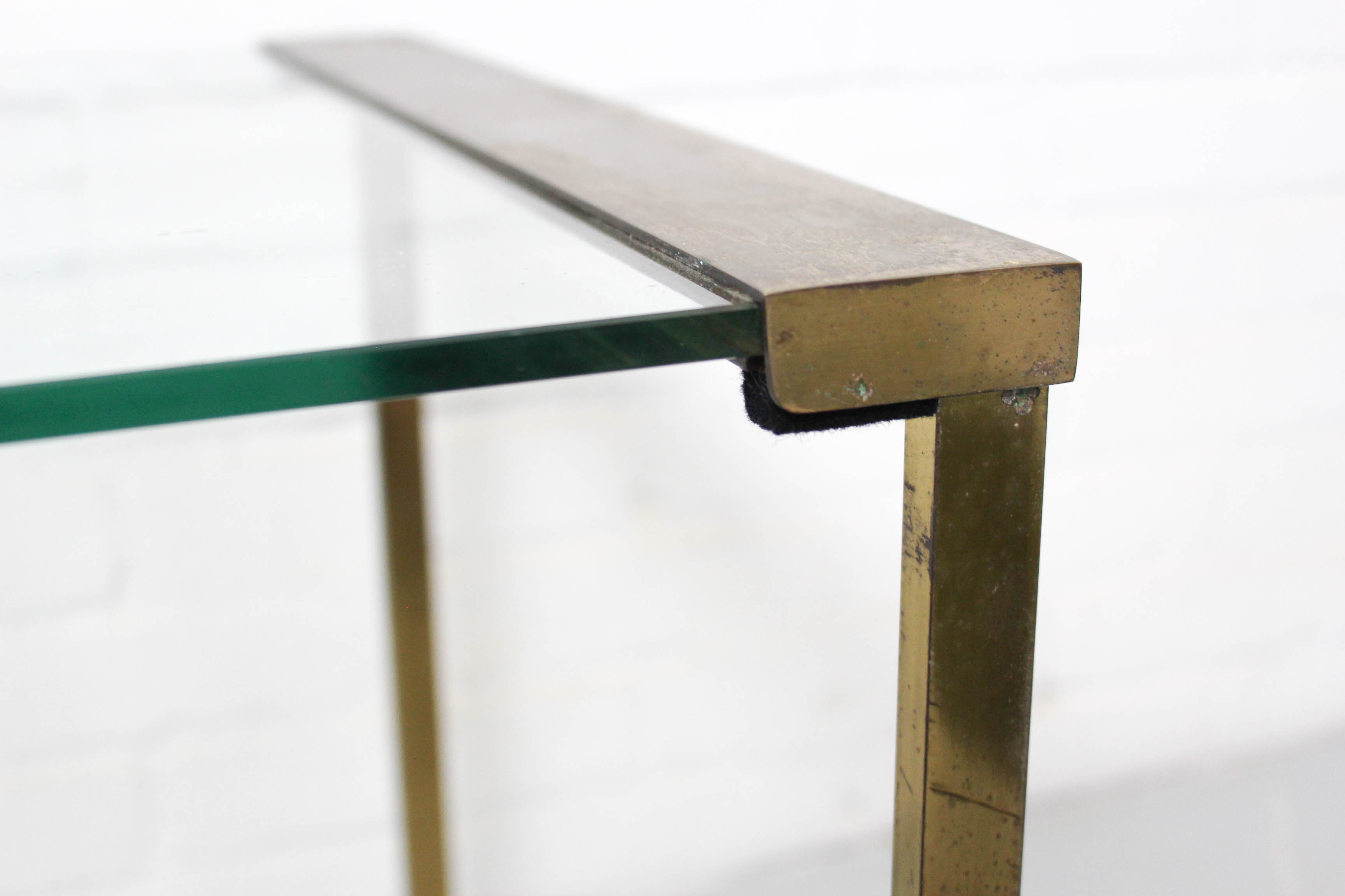 Mid Century Hollywood Regency Coffee Table brass and glass, Italy 1970s