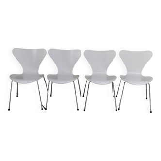 Arne Jacobsen 7 Series Fritz Hansen Chairs
