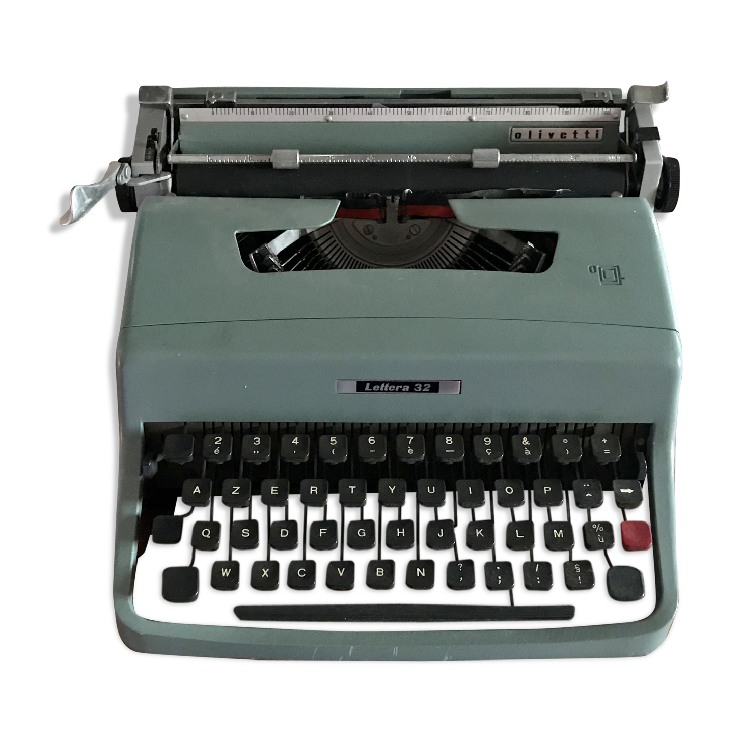 Olivetti lettera 32 typewriter
