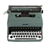 Olivetti lettera 32 typewriter