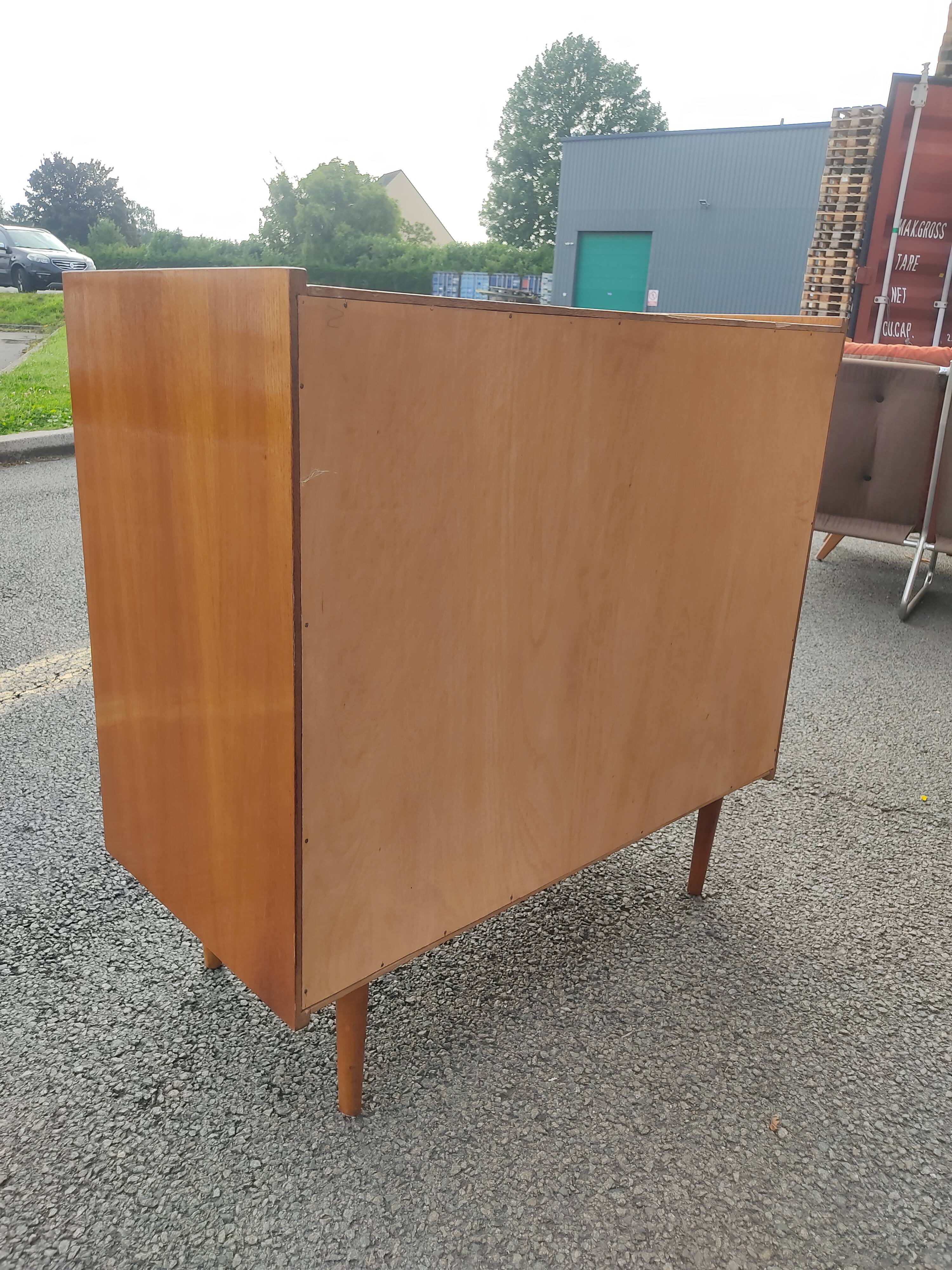 Vintage chest of drawers