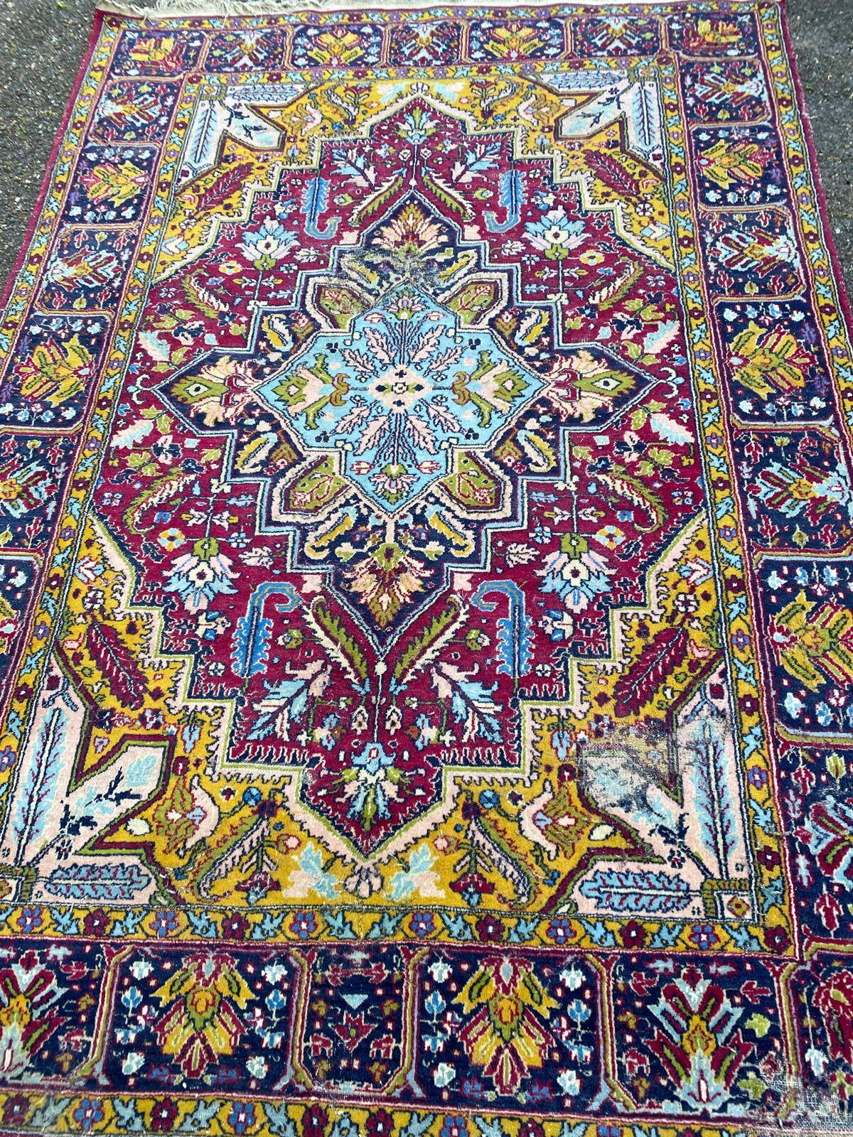 Tapis persan laine fait main Iran 120x175cm