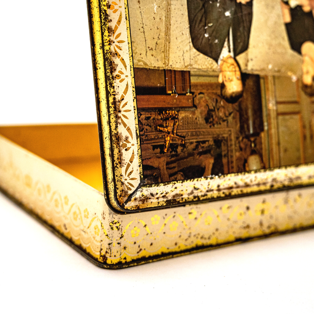 Delacre Albert and Paola cookie box