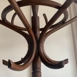 Parrot coat hanger