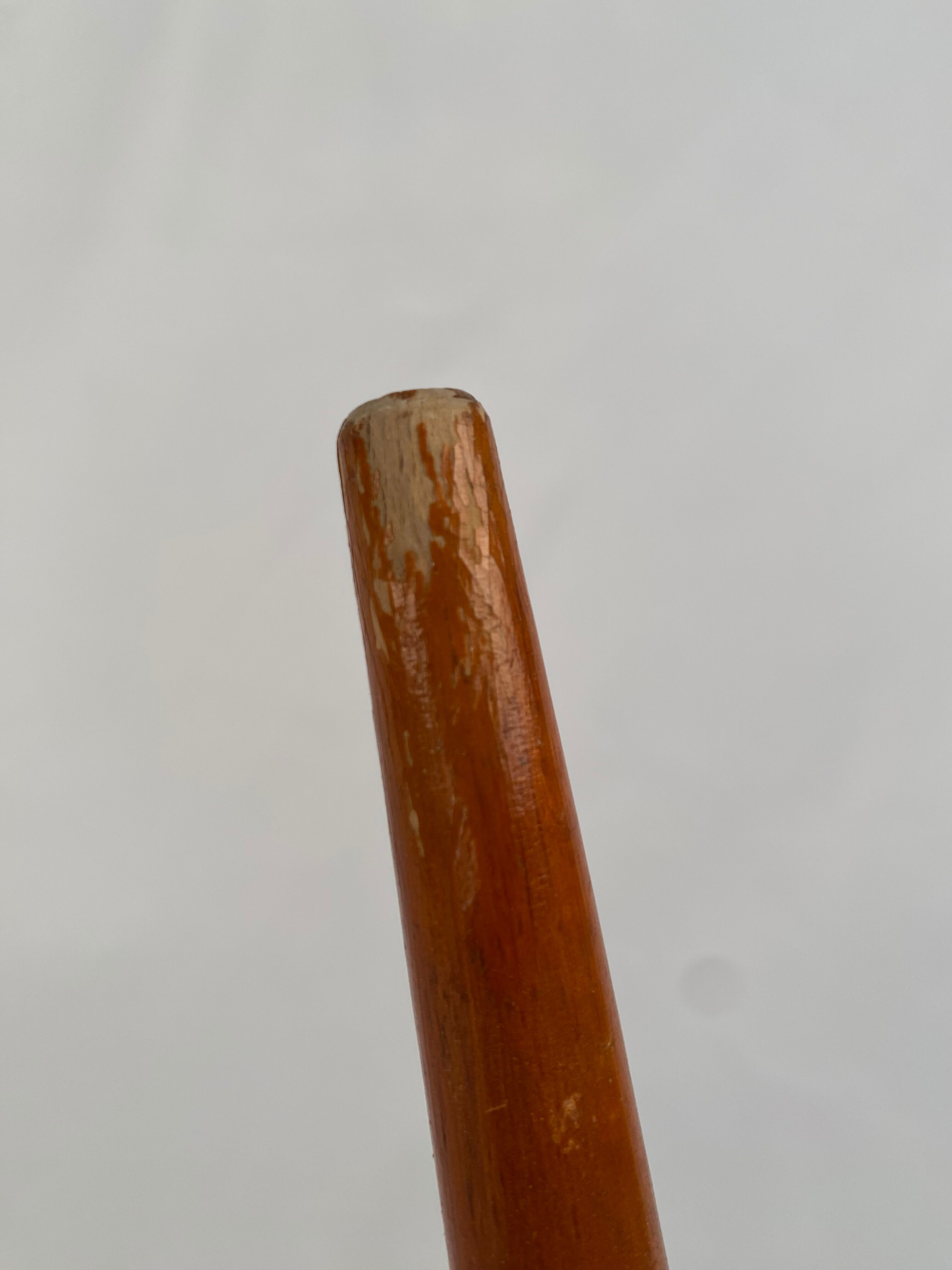 Formica tripod plant holder