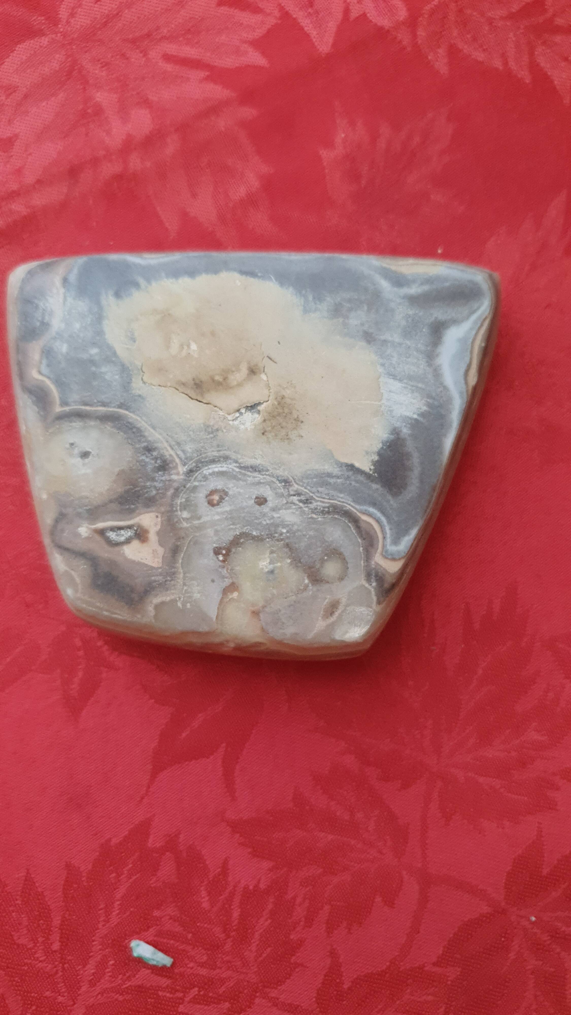 Polished agate soap dish or ashtray