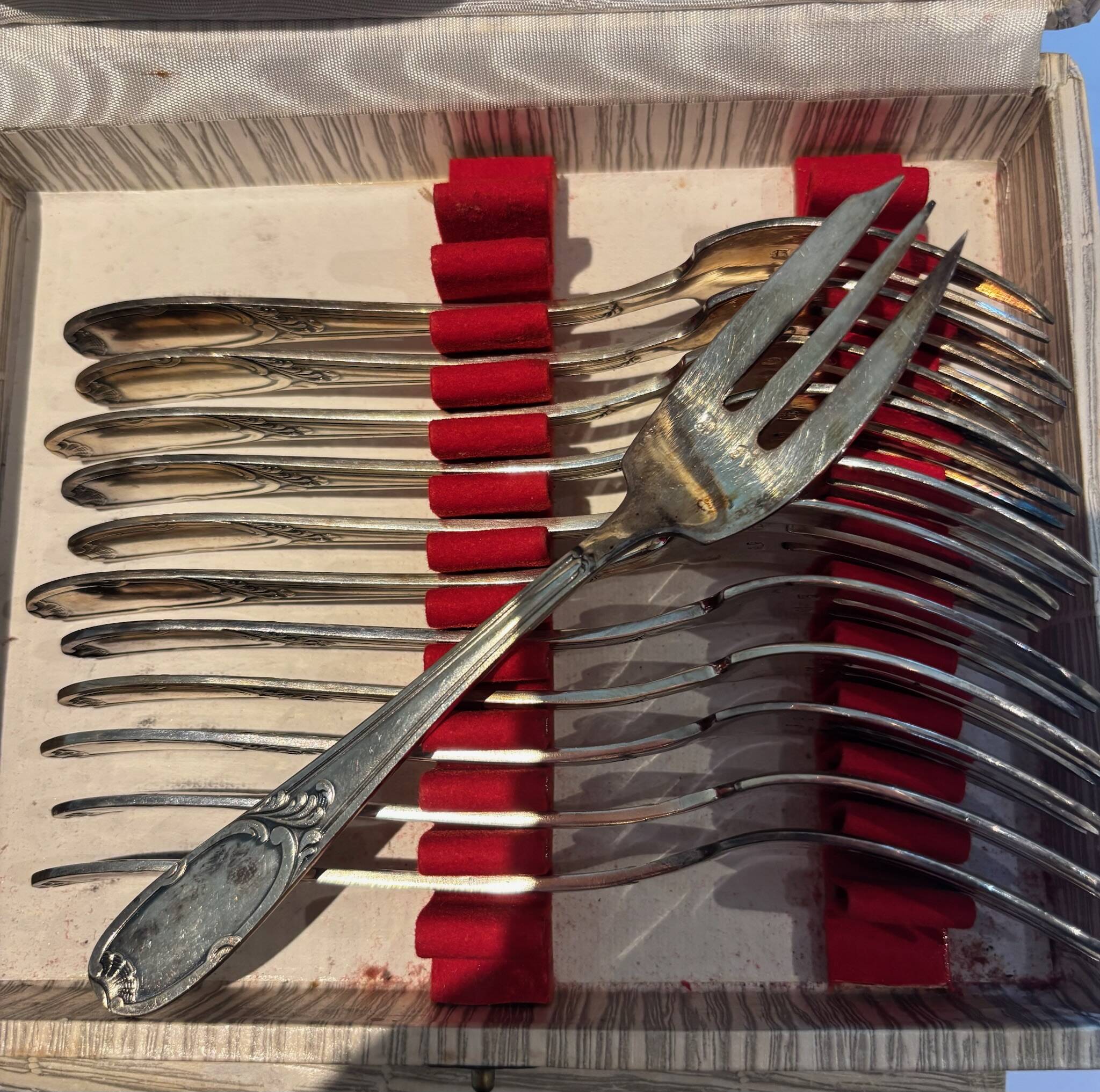 Complete service in silver-plated metal, reinforced silvering (1970s)