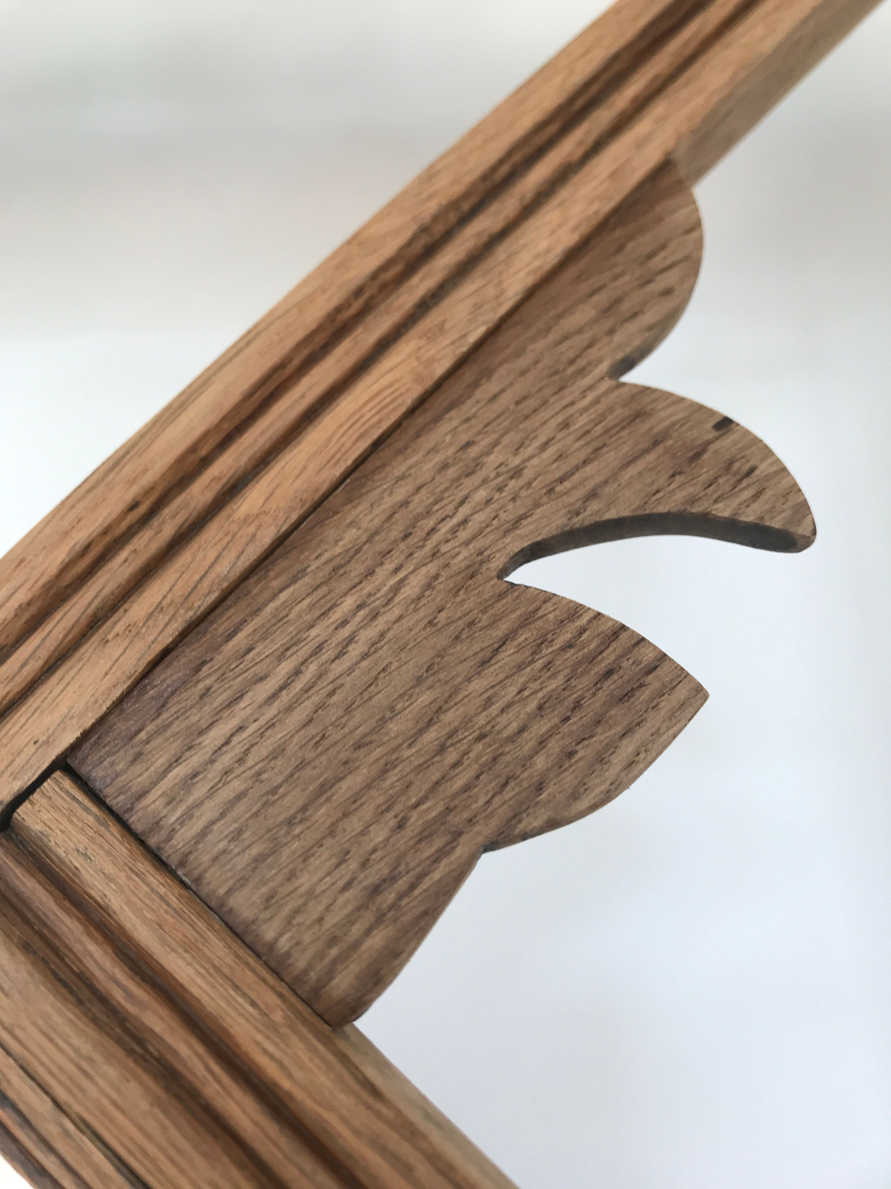 Coat-of-the-table wardrobe