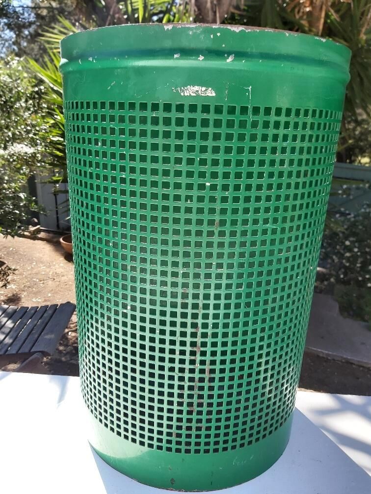 Public metal garden bin