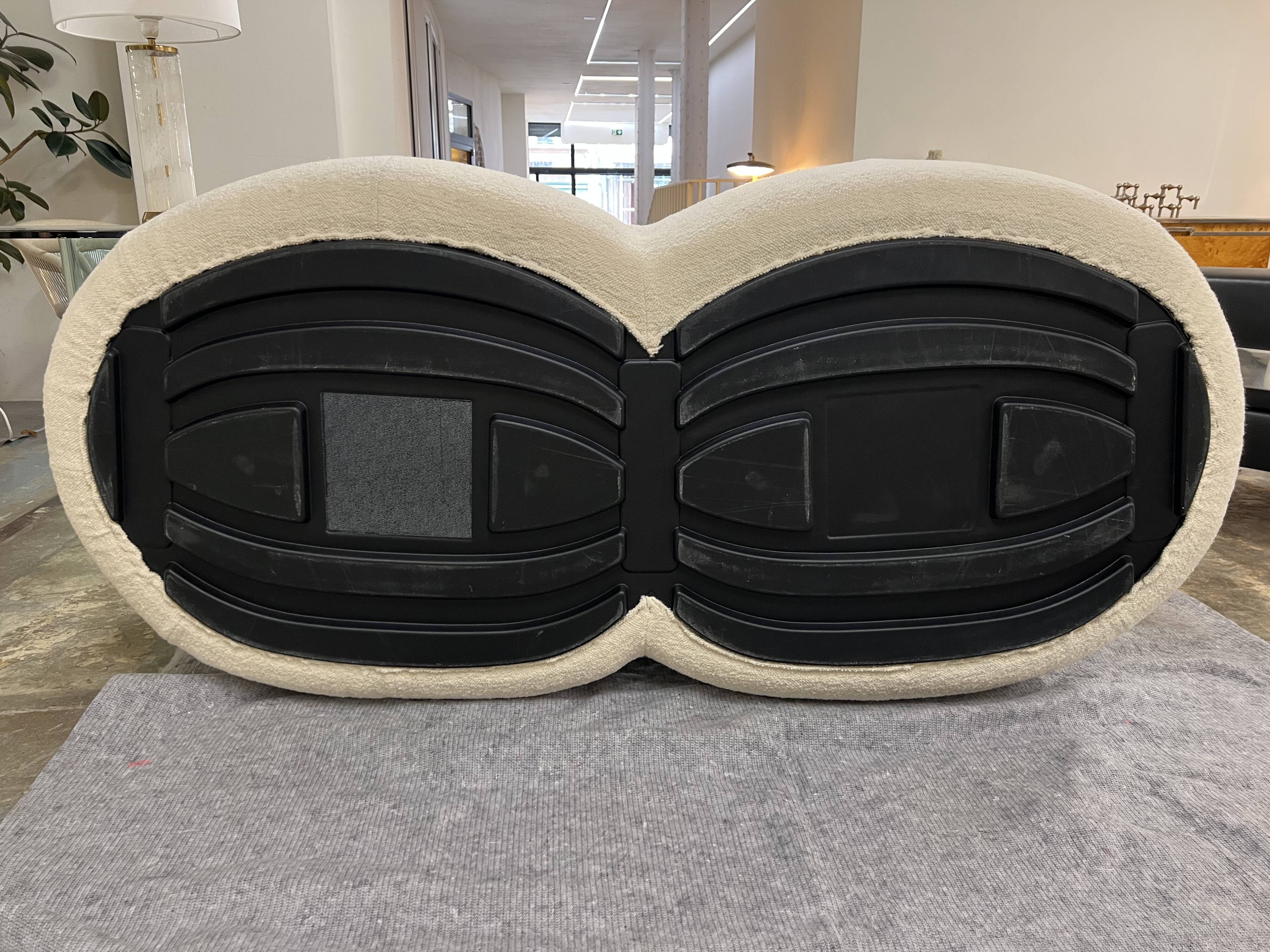 Pumpkin sofa by Pierre Paulin