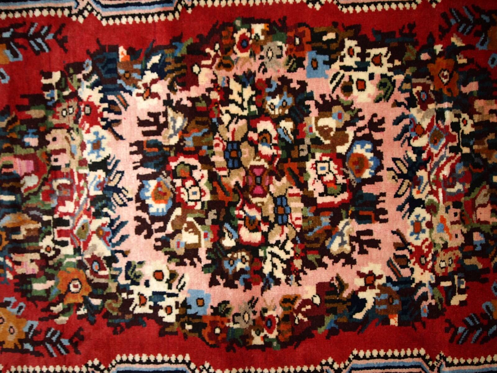 Tapis vintage fait main Bakhtiari persan 114cm x 152cm (1970s)