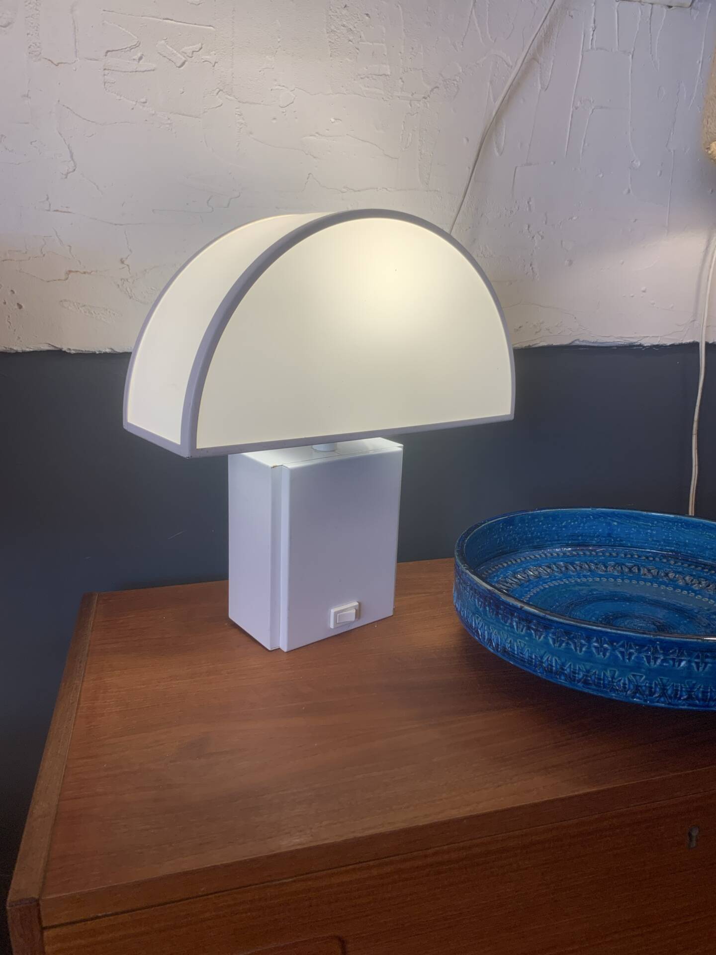 Guzzini lamp