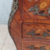 Louis XV curved chest of drawers in rosewood marquetry