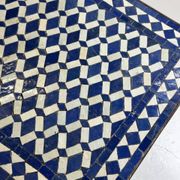 Table d'appoint en mosaïque et fonte