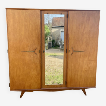 Oak wardrobe with 3 mirrored doors and compass legs