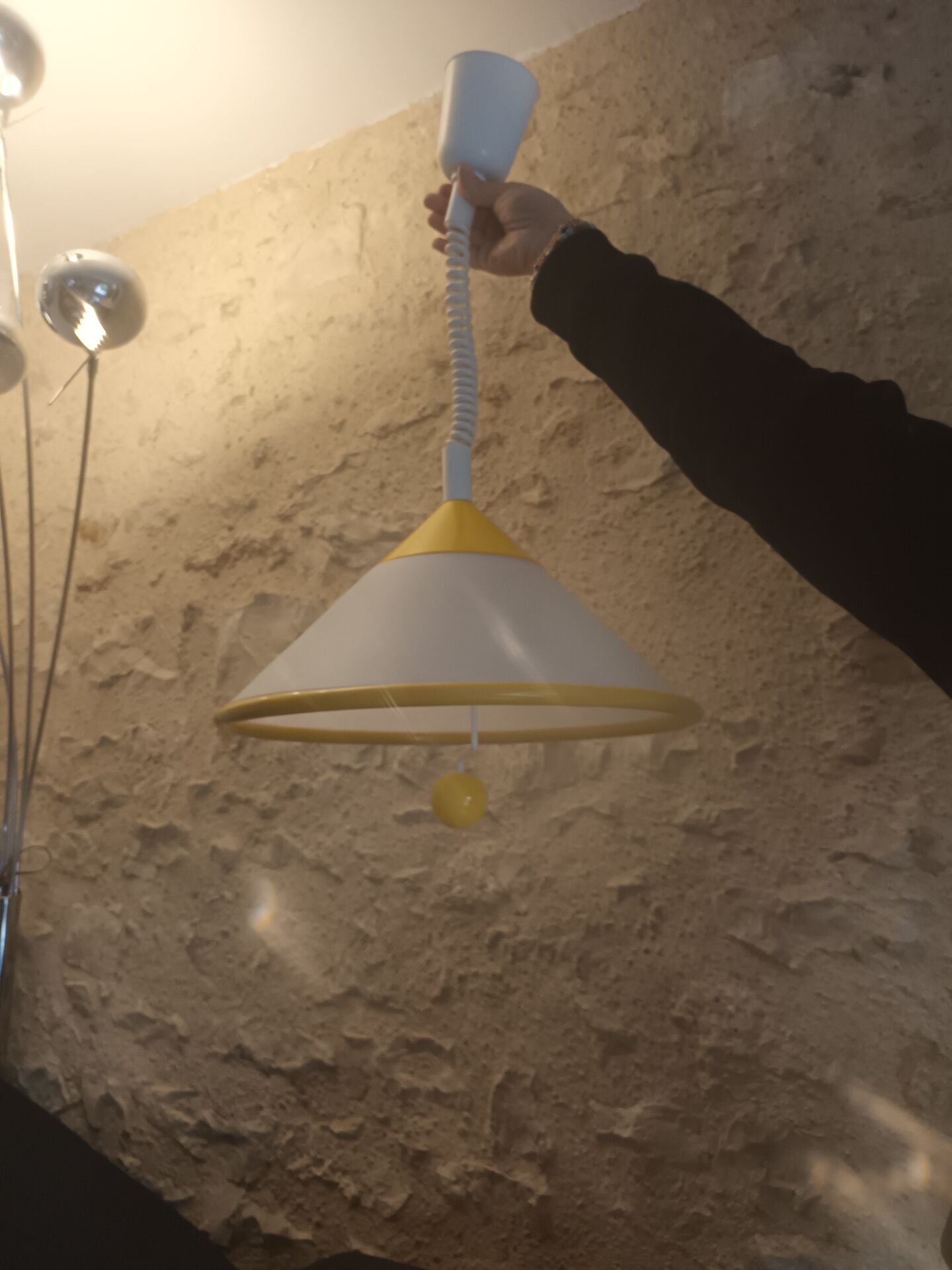 Suspension Pop Art