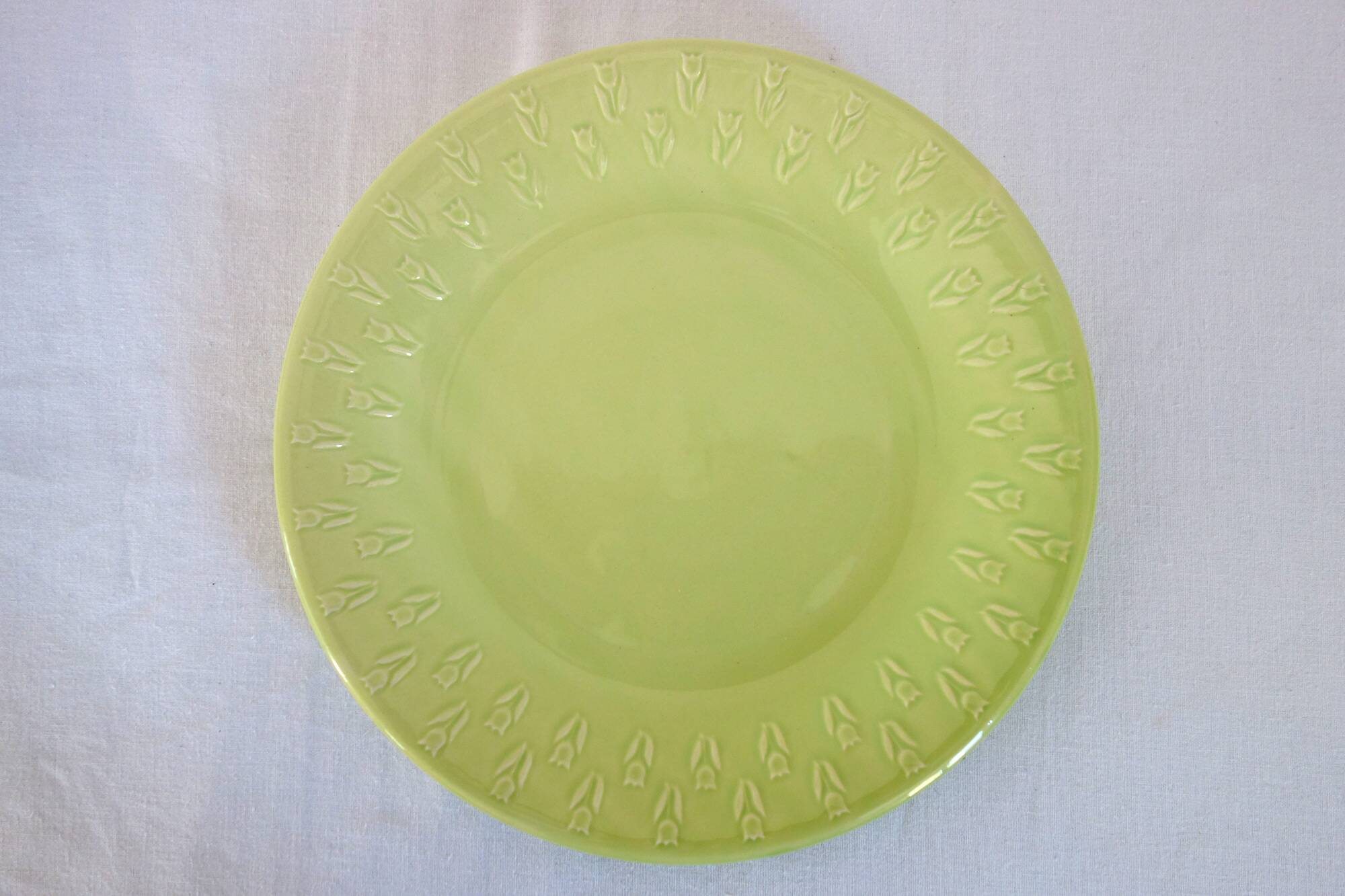 6 antique dinner plates and serving dish Ceramiche, Italy