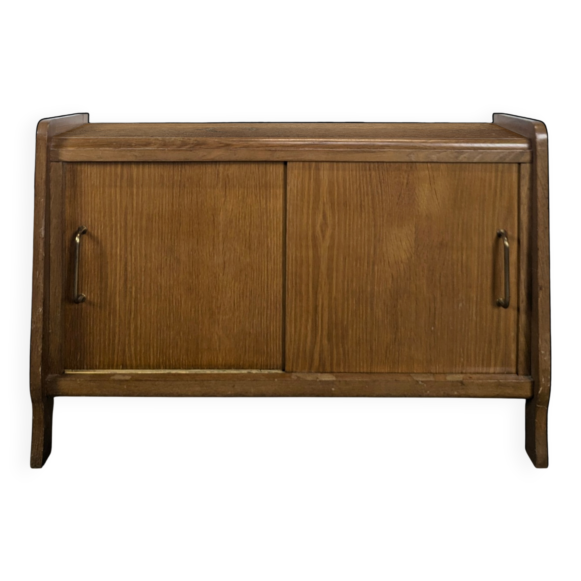 Buffet moderniste en chêne à porte coulissante
