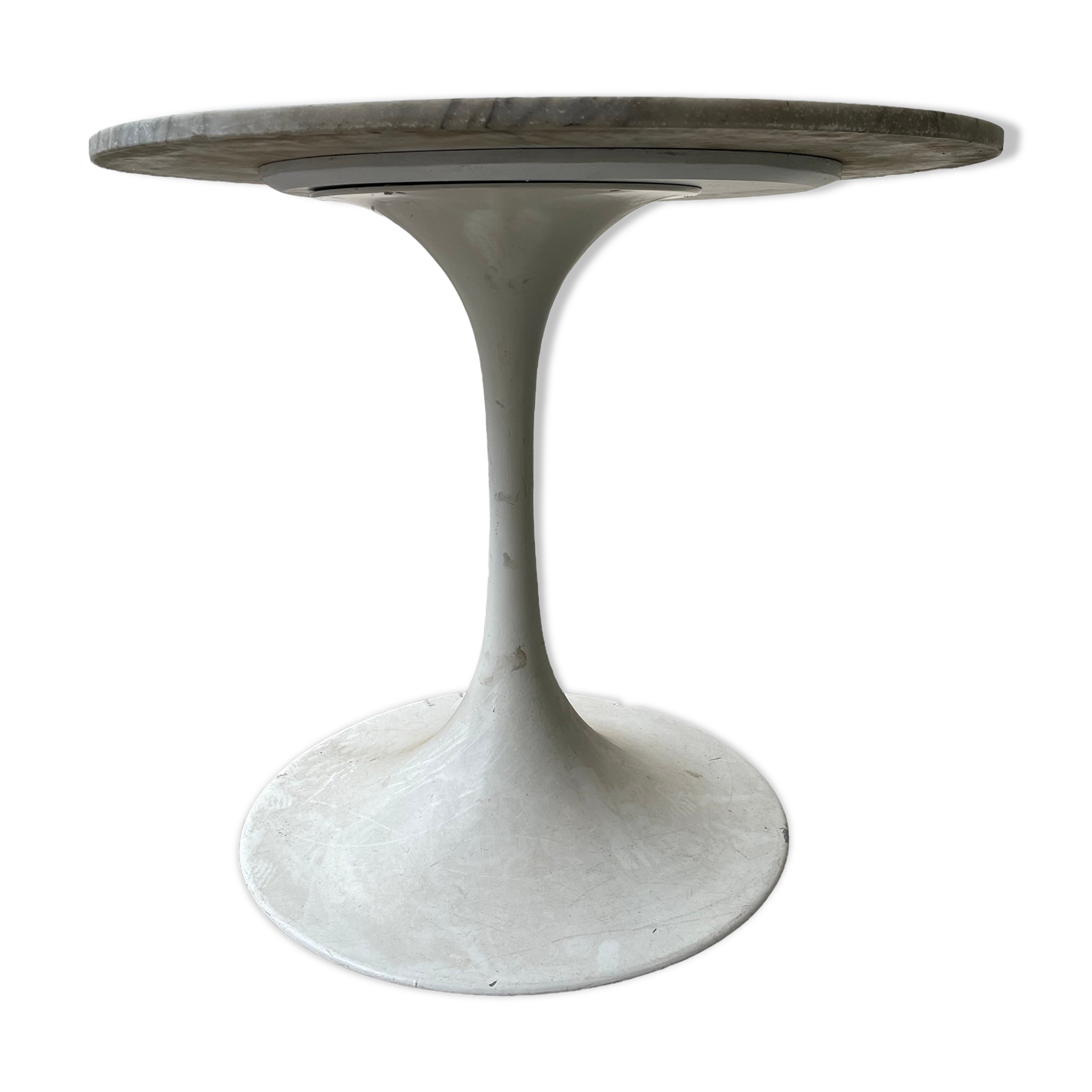 Table design pied tulipe dessus marbre