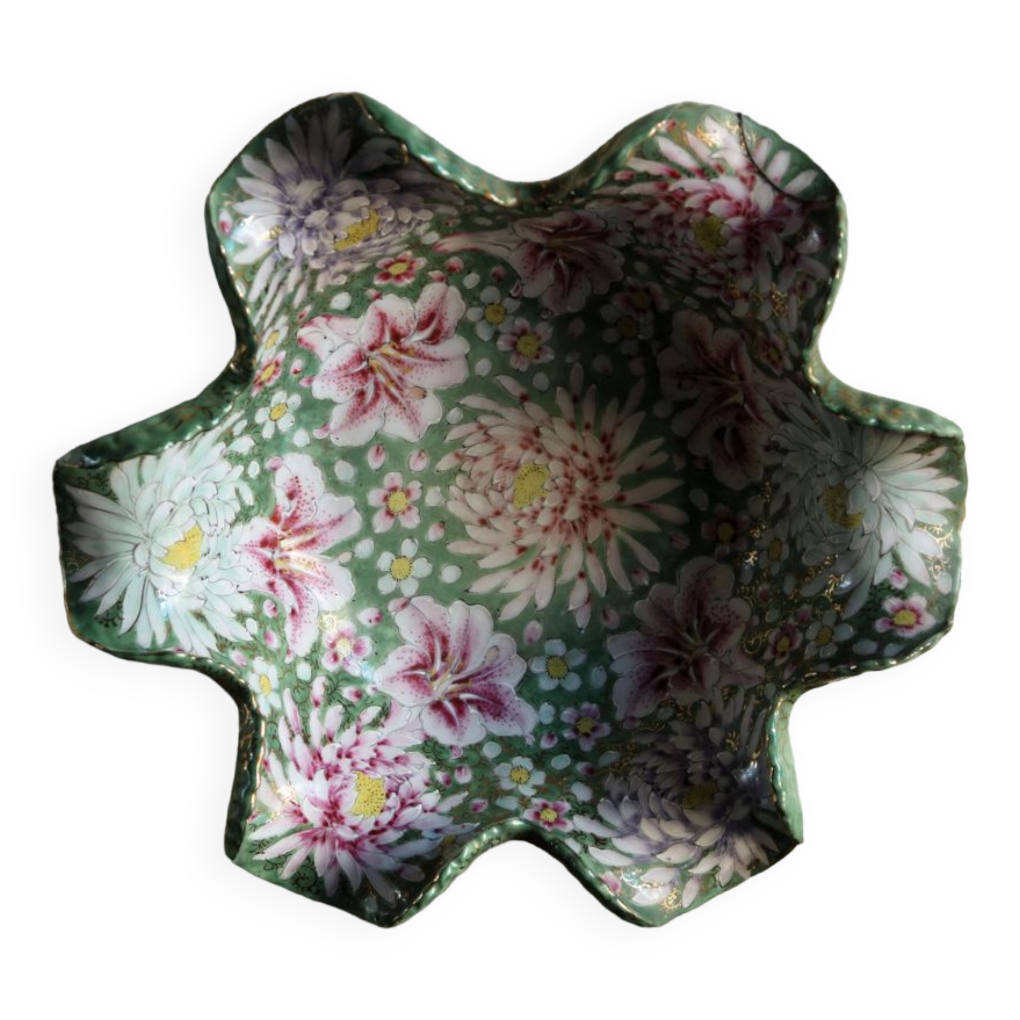 Polylobed earthenware salad bowl