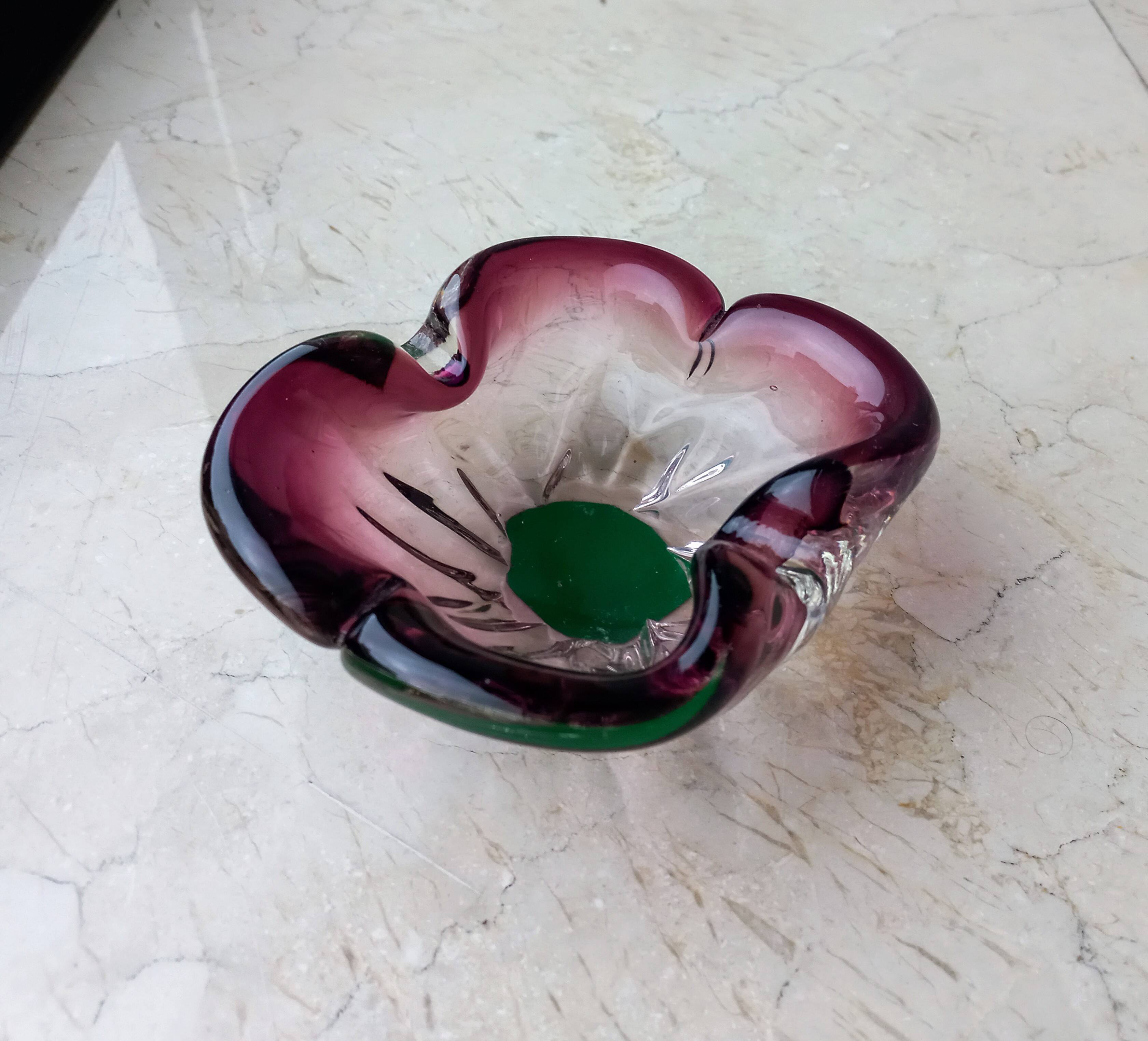 Cendrier en verre de Murano