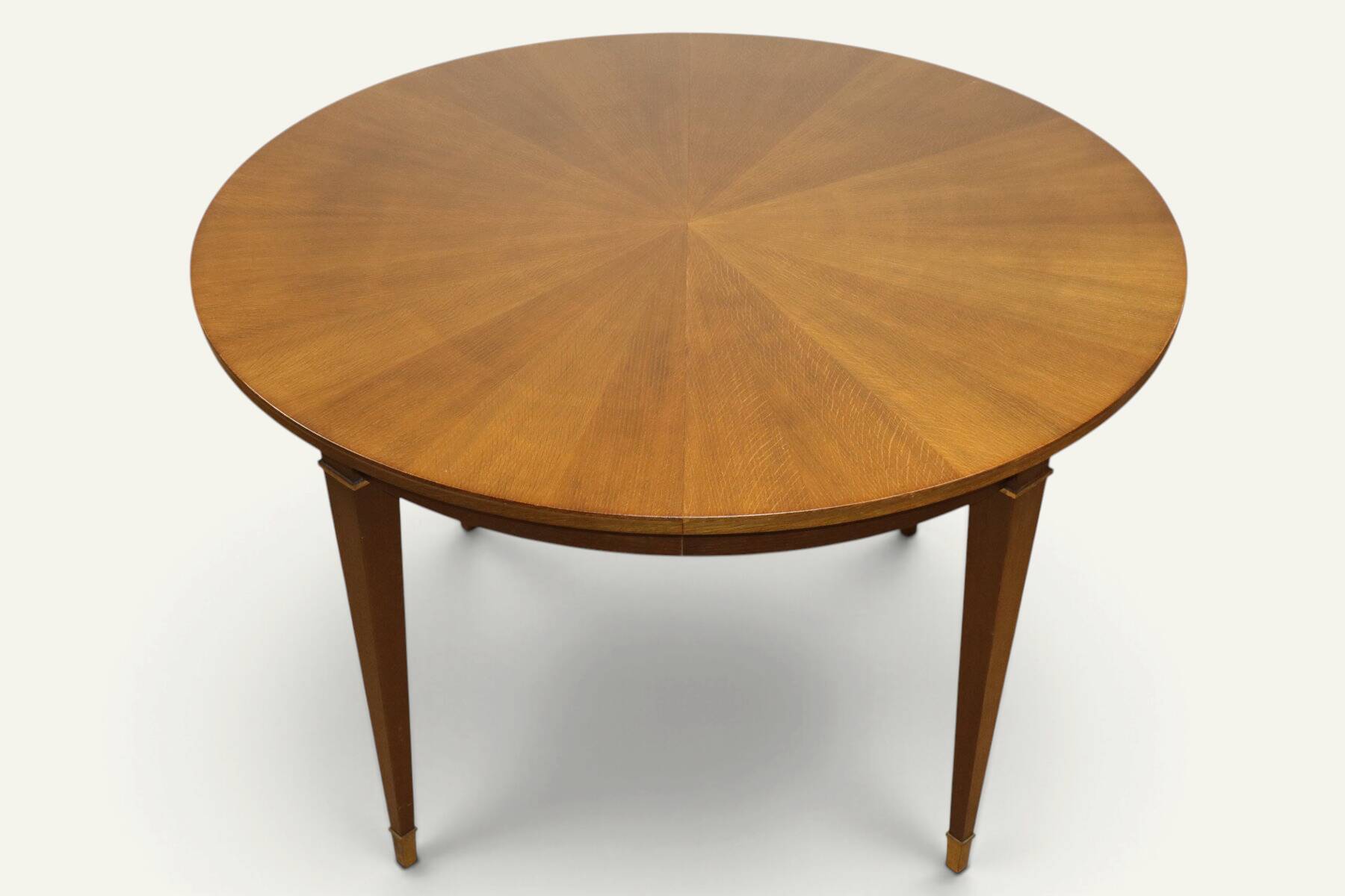 Dining table in mahogany, Neo-Classical style, Art Deco period, 1940.