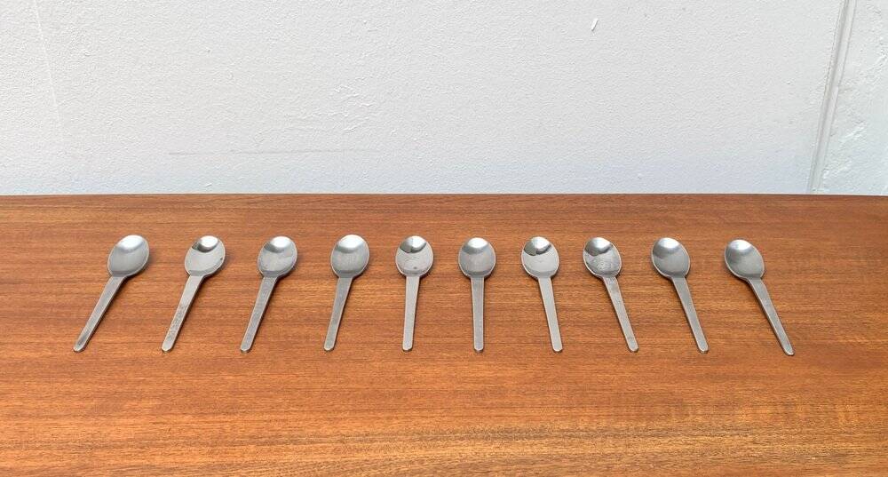 Cuillères métalliques minimalistes danoises du milieu du siècle, années 1960, lot de 10