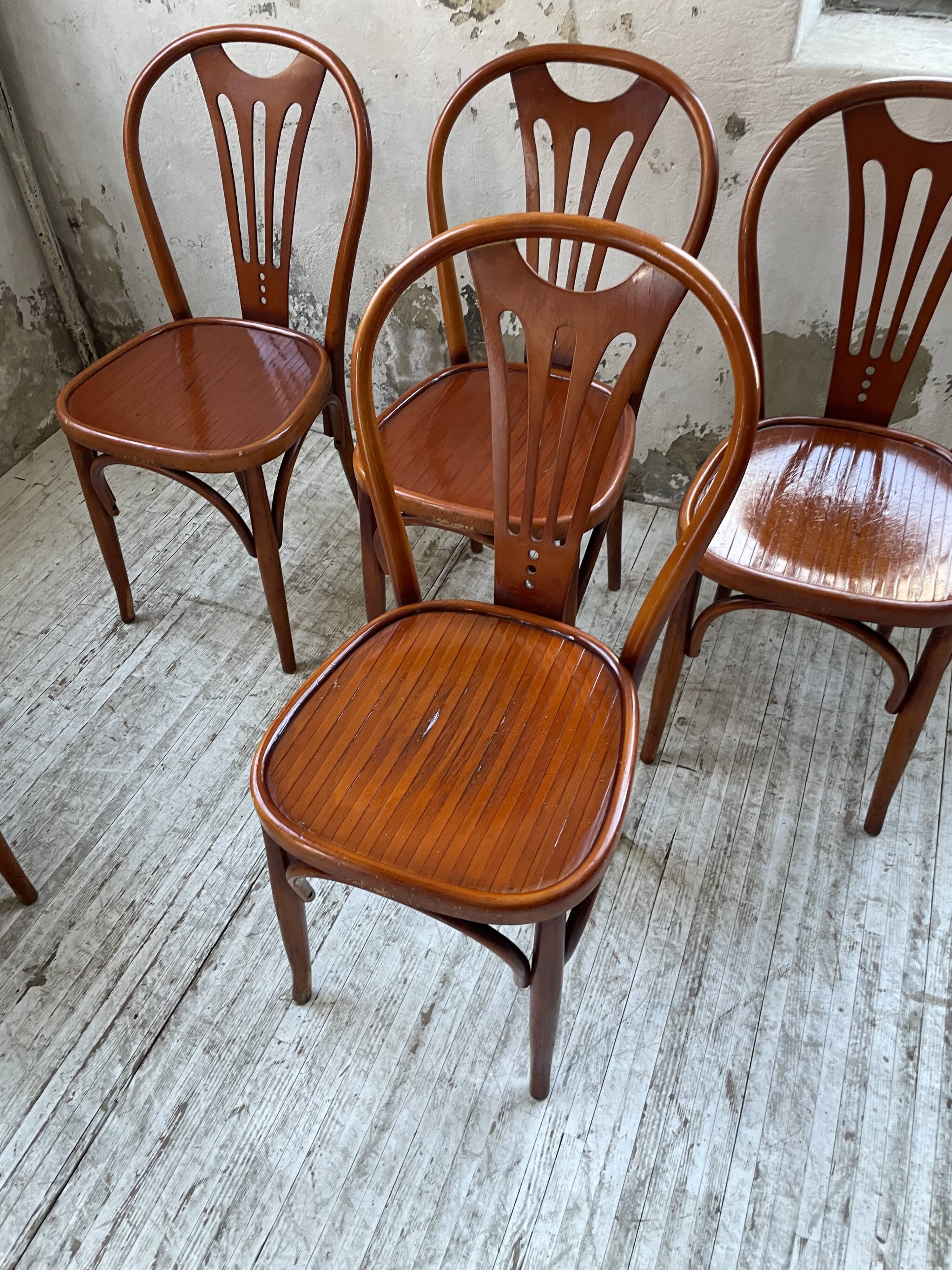 6 bistro chairs