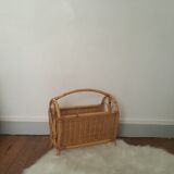 Rattan review door