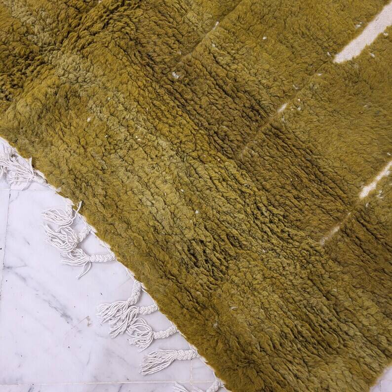 Handmade Moroccan rug 250cm x 150cm