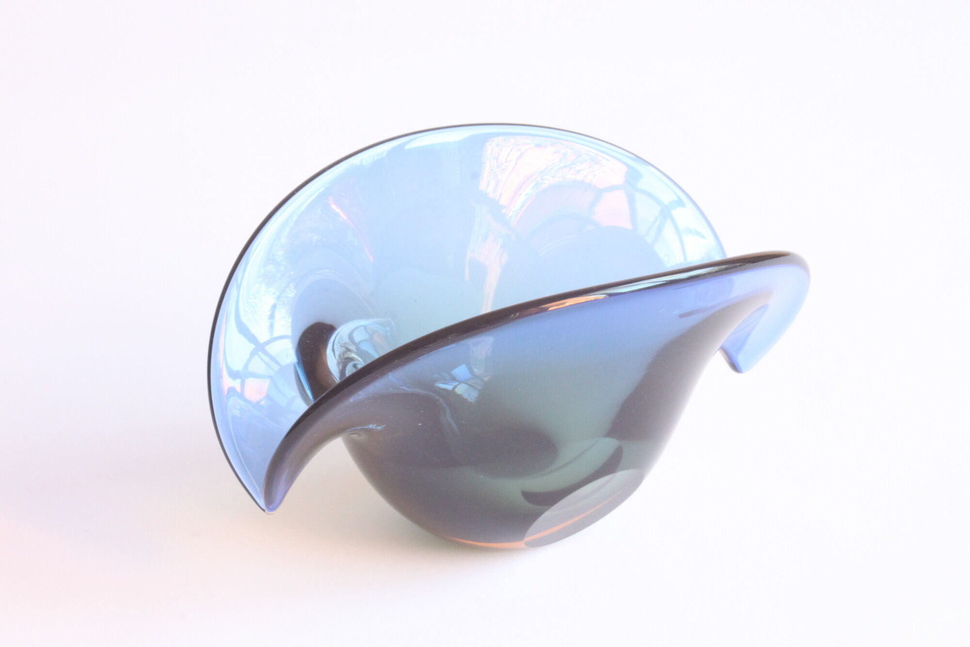 Seguso Dalla Venezia double base trinket bowl, Murano 1950s.