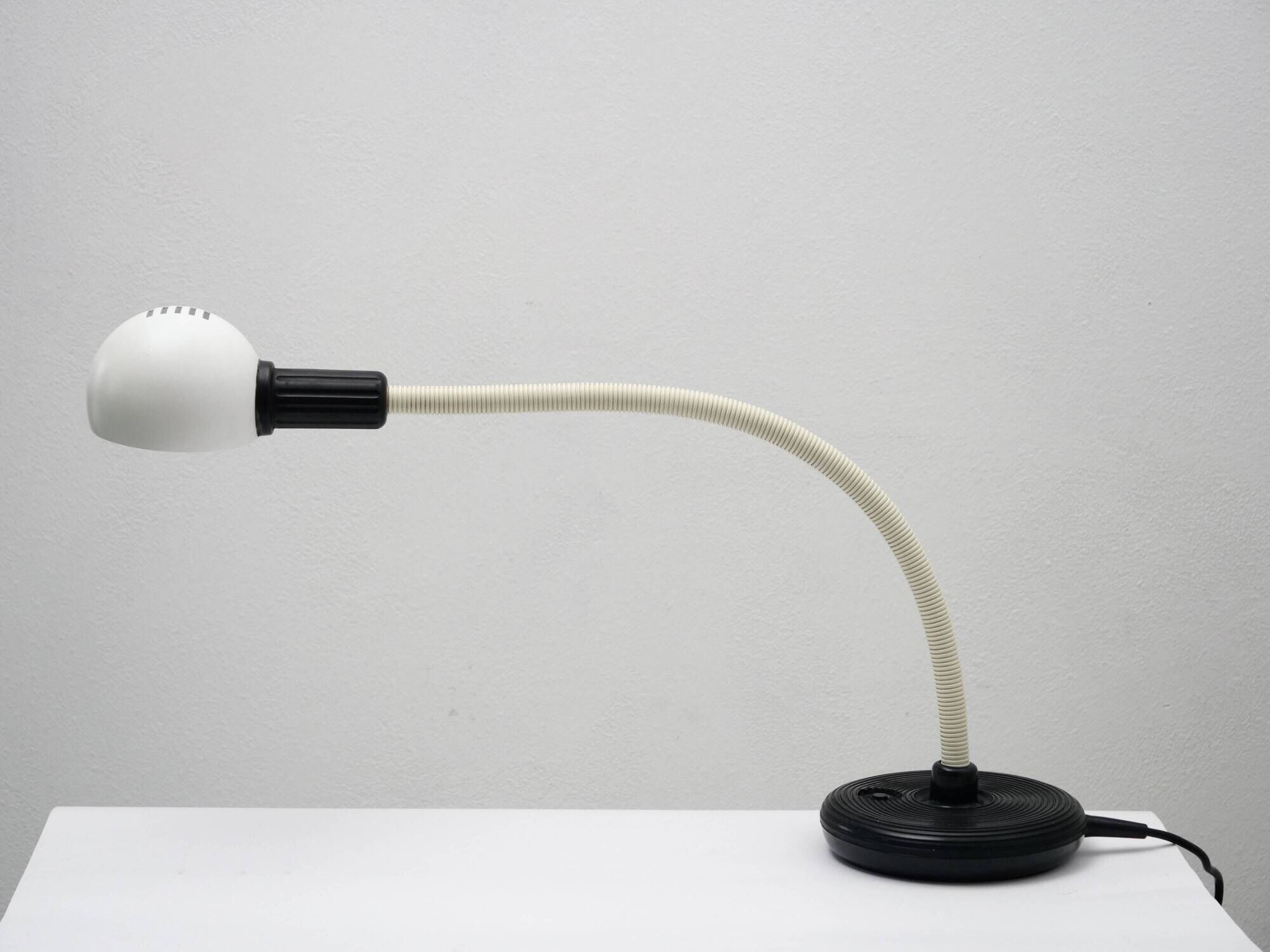 Flexible lamp Heibi Table Design Isao Hosoe for Valenti Italy 1970
