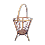 Rattan worker