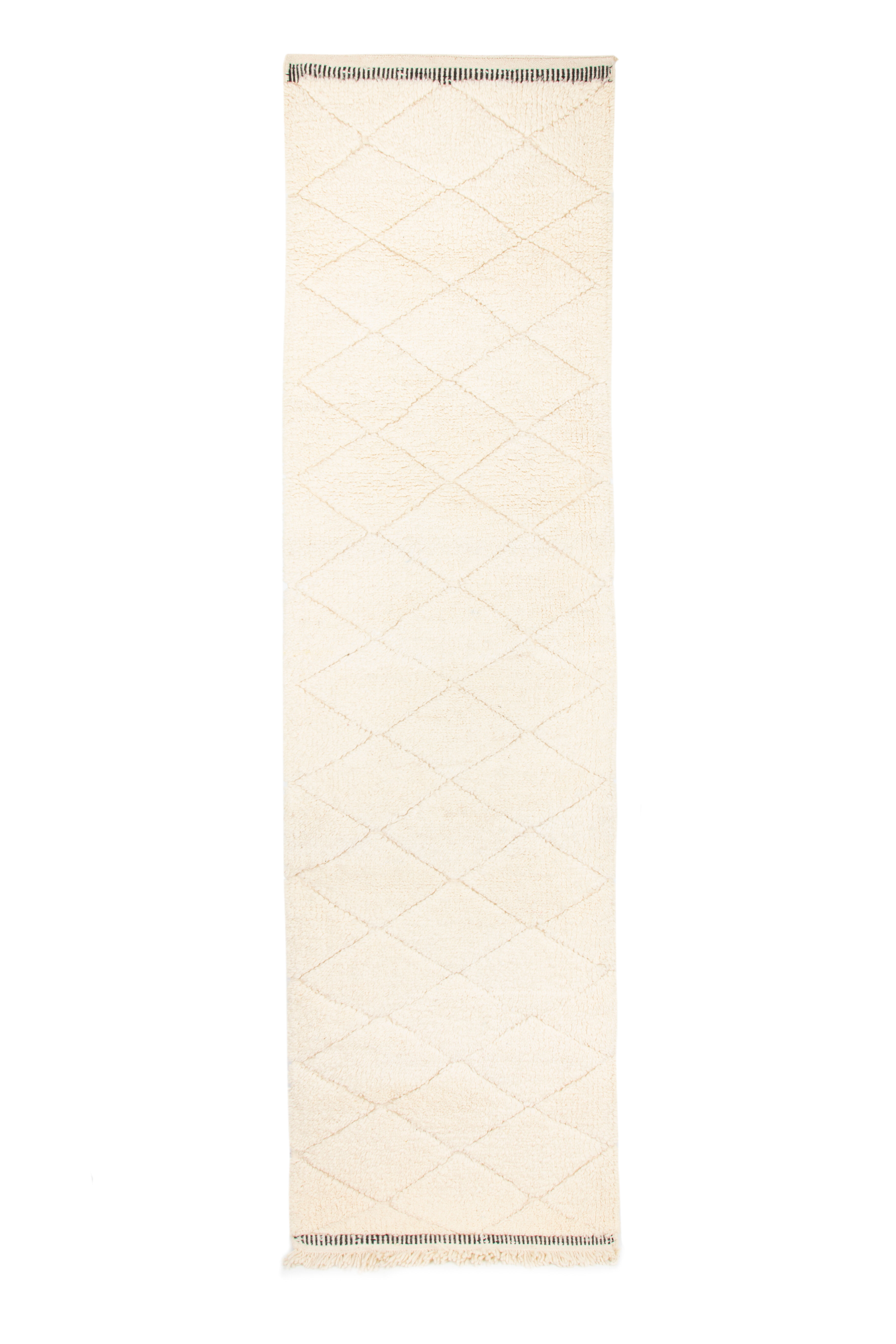 Berbere carpet beni urain ecru corridor with diamonds in relief 302 x 79 cm