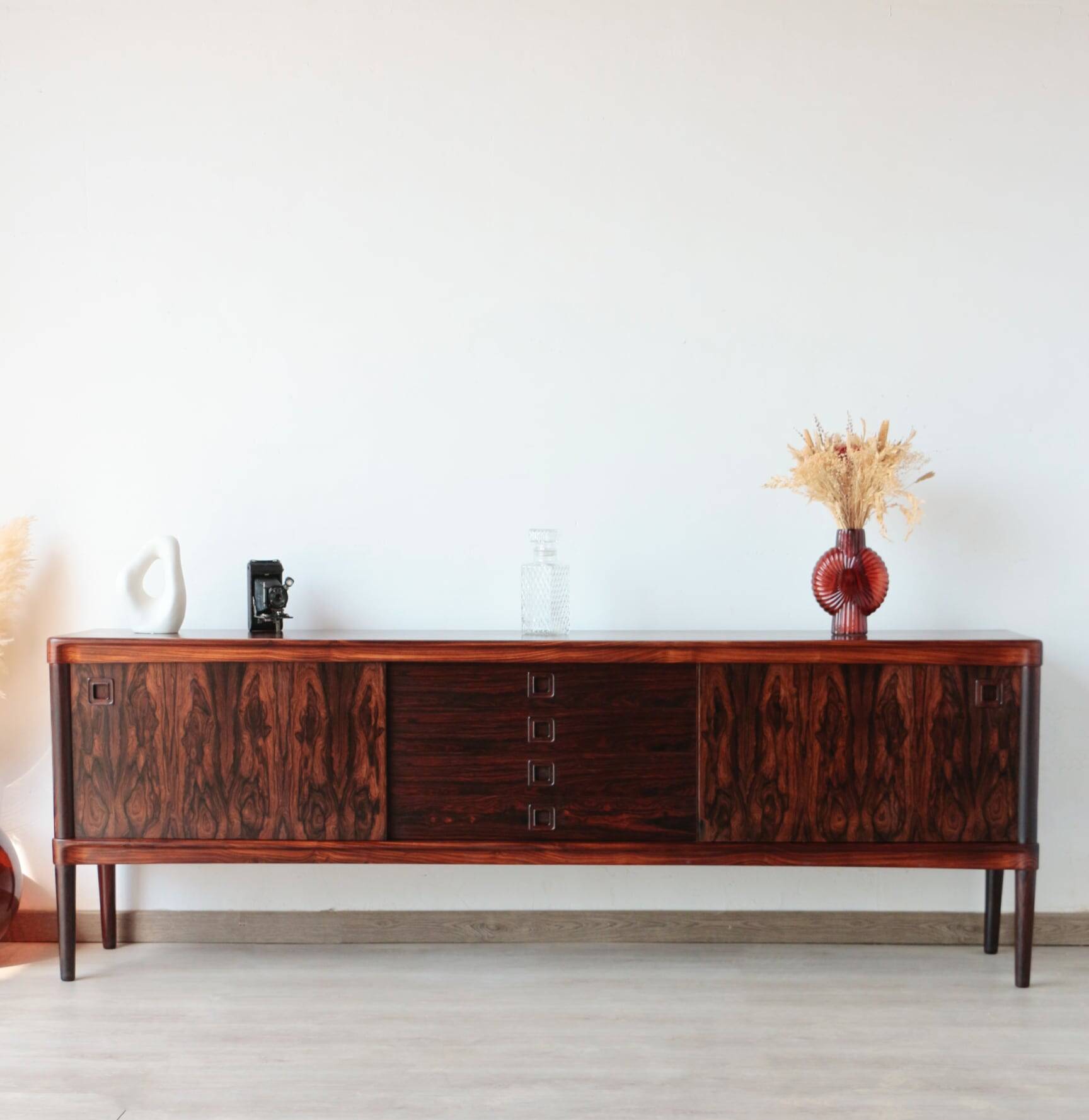 Enfilade danoise palissandre – H.W. Klein pour Bramin