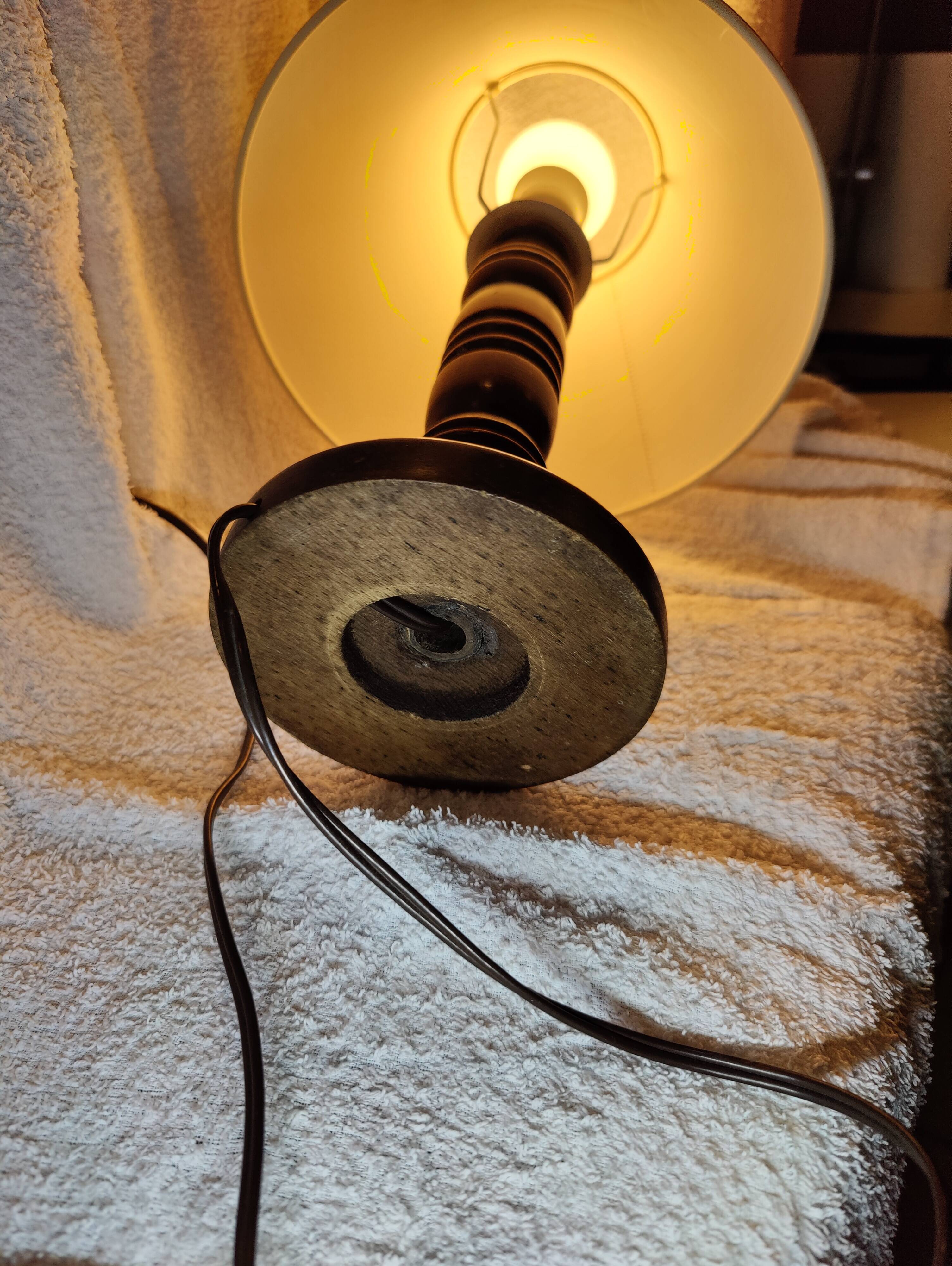Basque style turned wood bedside lamp Charles Dudouyt taste
