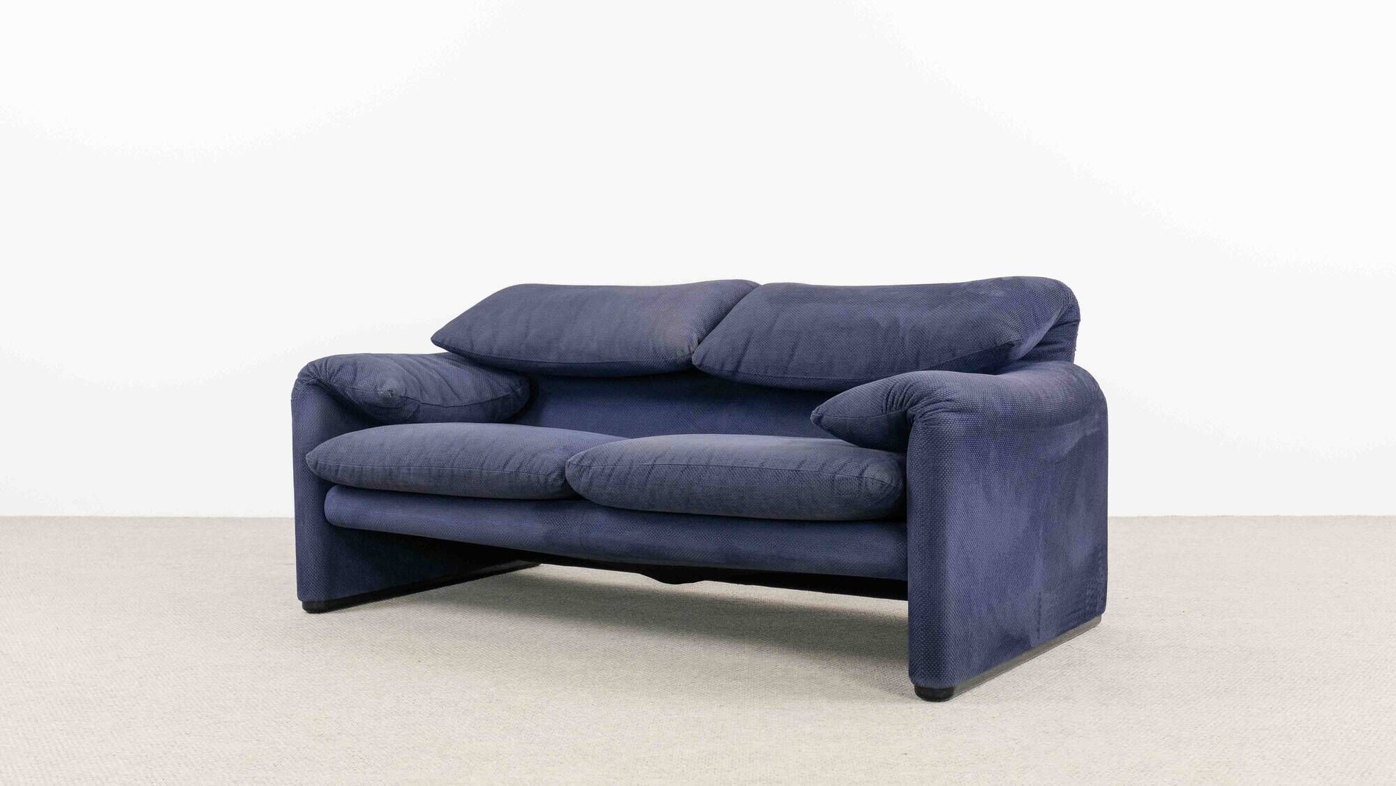 Cassina Maralunga 2-seat Sofa by Vico Magistretti