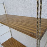 Modular wall shelf string