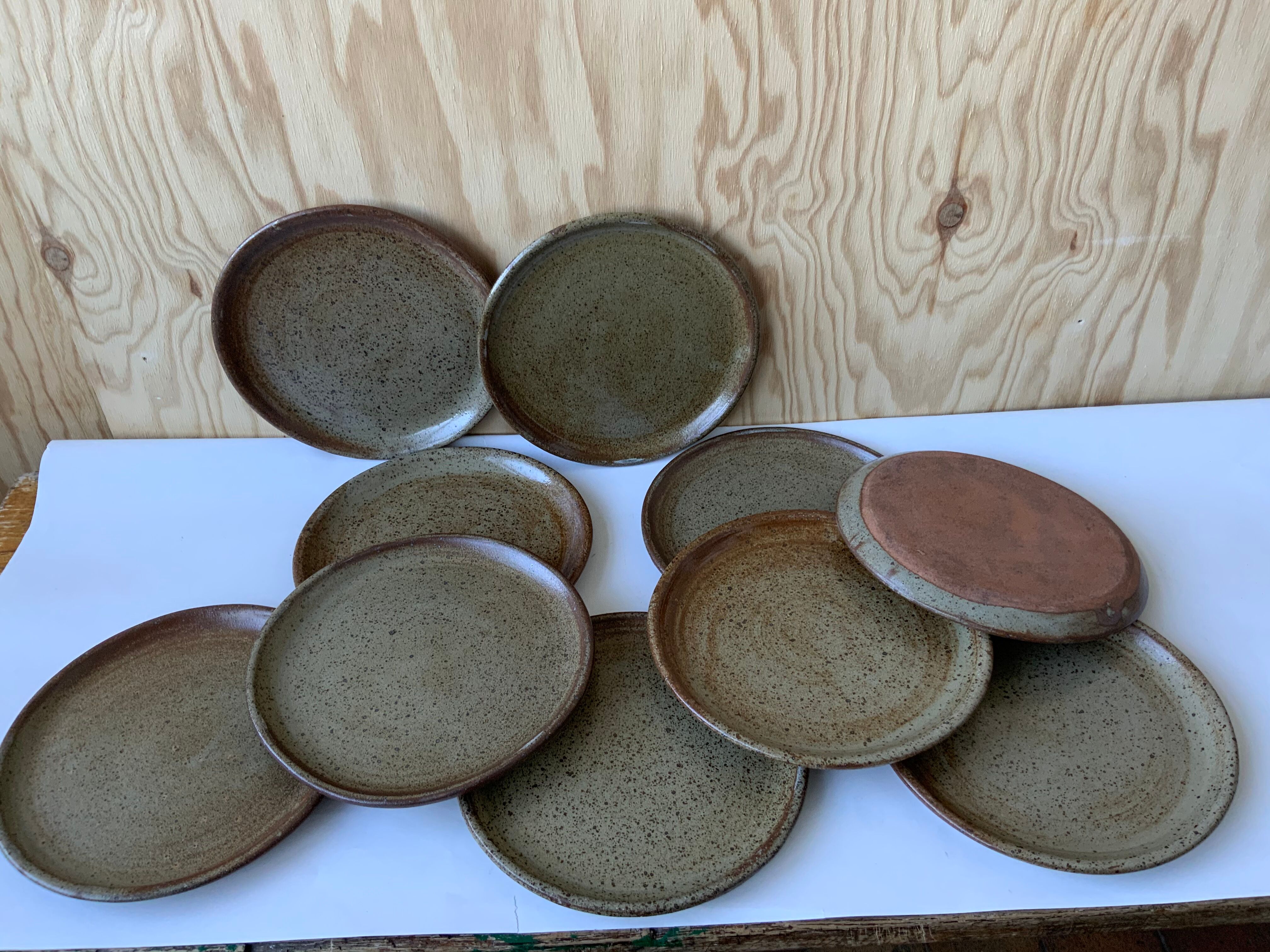 10 vintage sandstone plates